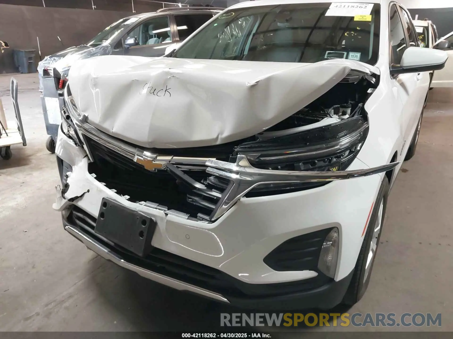 18 Photograph of a damaged car 3GNAXUEG3RL261367 CHEVROLET EQUINOX 2024