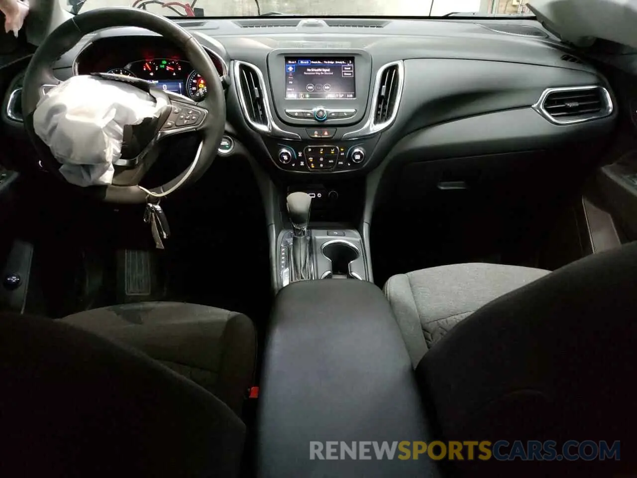 8 Photograph of a damaged car 3GNAXUEG3RL279139 CHEVROLET EQUINOX 2024
