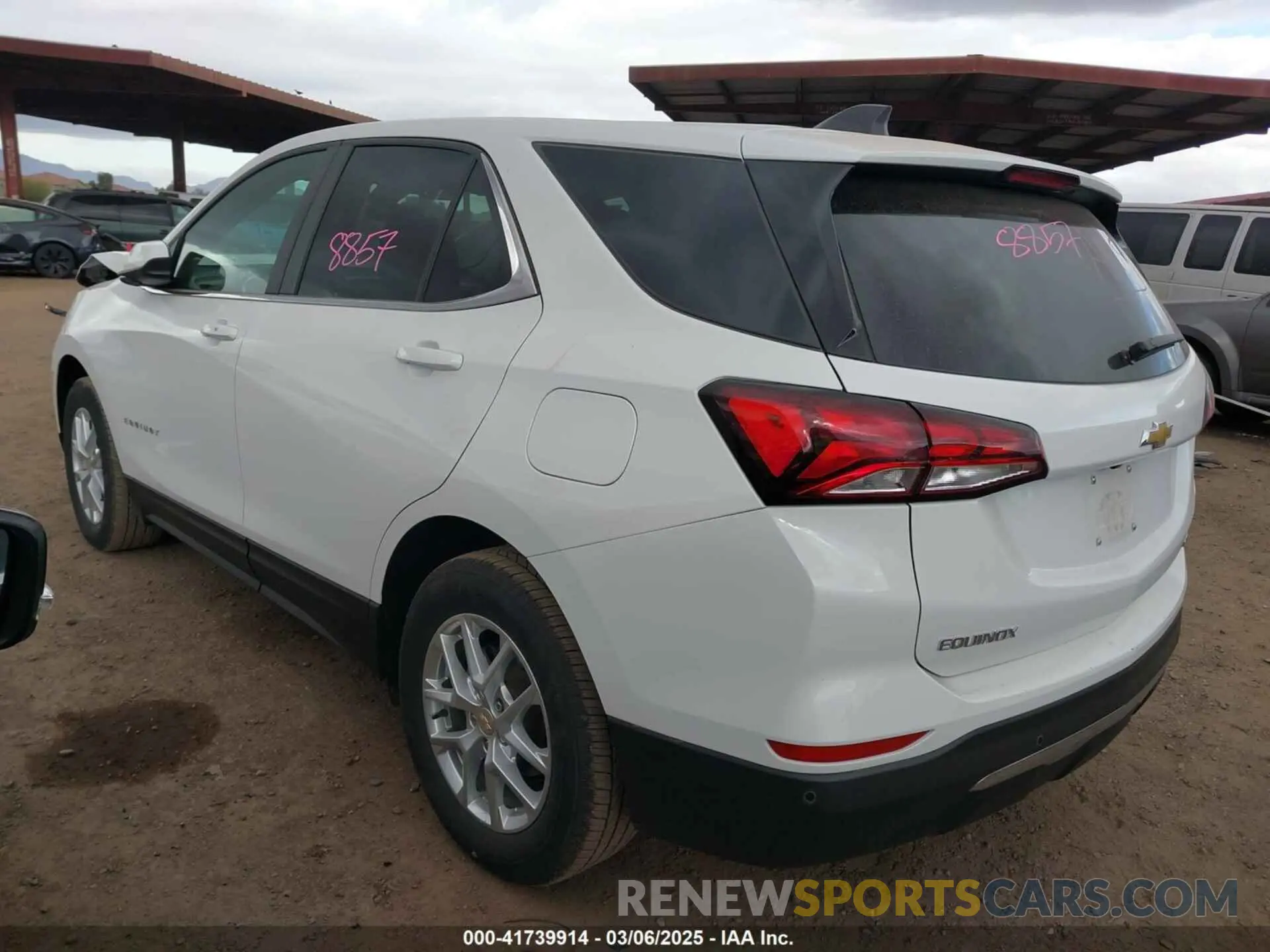 3 Photograph of a damaged car 3GNAXUEG3RL305061 CHEVROLET EQUINOX 2024