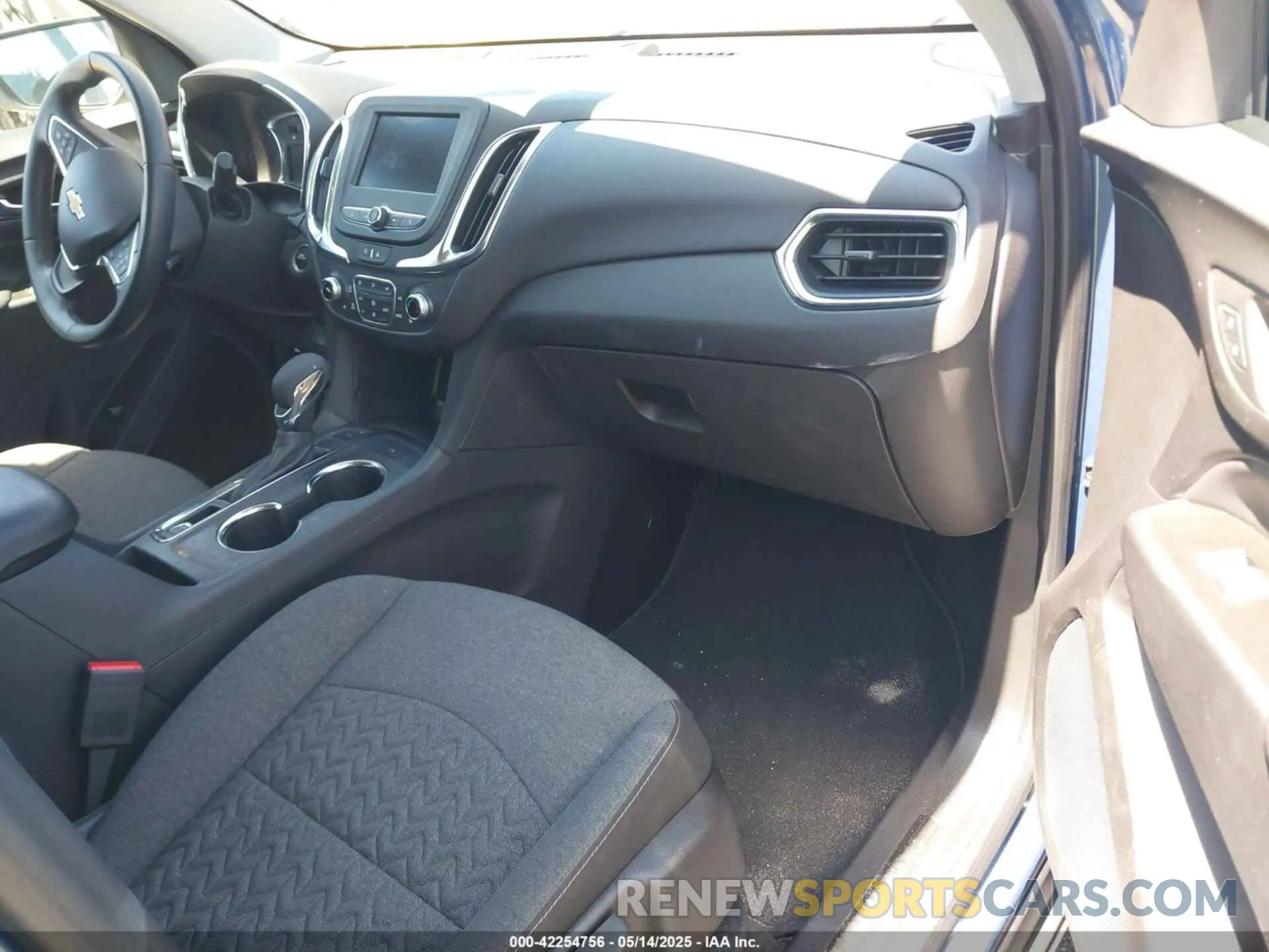 5 Фотография поврежденного автомобиля 3GNAXUEG3RL319753 CHEVROLET EQUINOX 2024