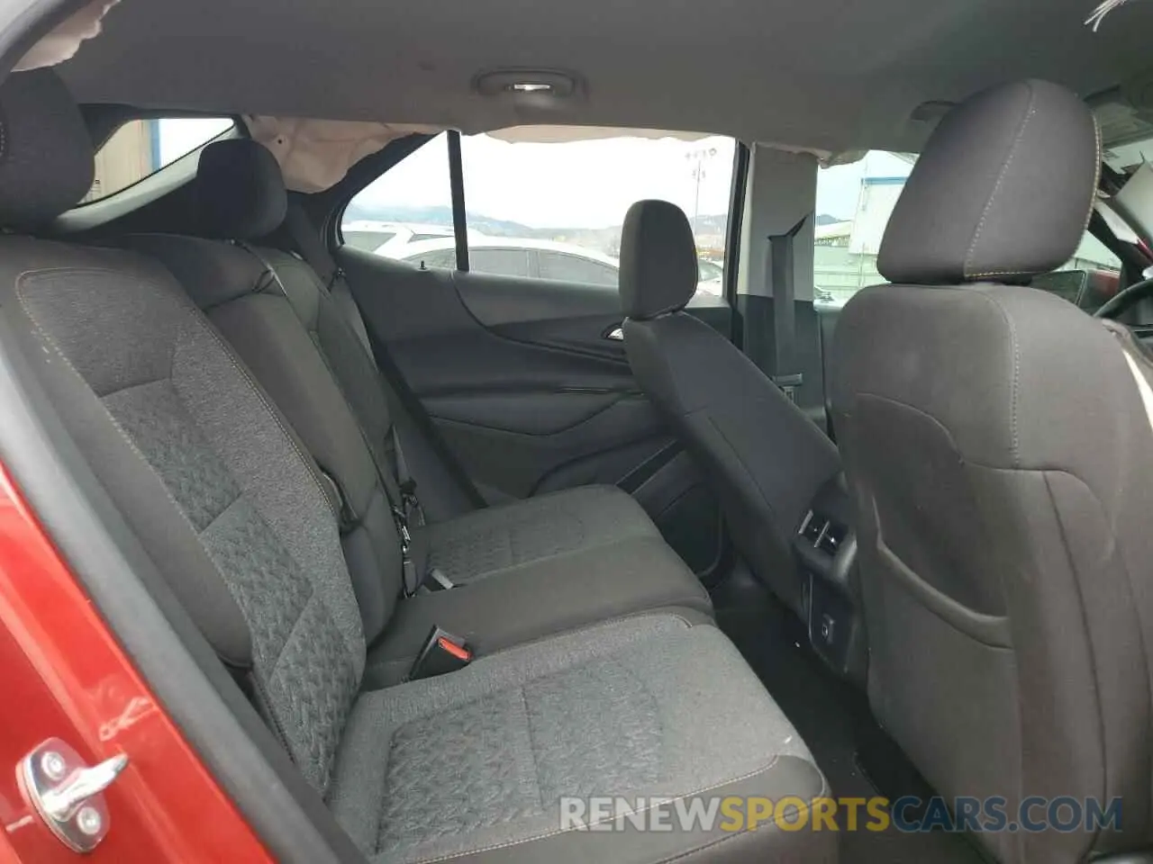 11 Photograph of a damaged car 3GNAXUEG4RL113227 CHEVROLET EQUINOX 2024