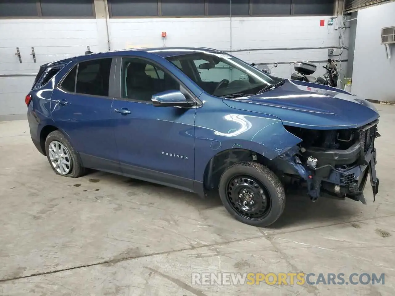 4 Photograph of a damaged car 3GNAXUEG4RL118069 CHEVROLET EQUINOX 2024