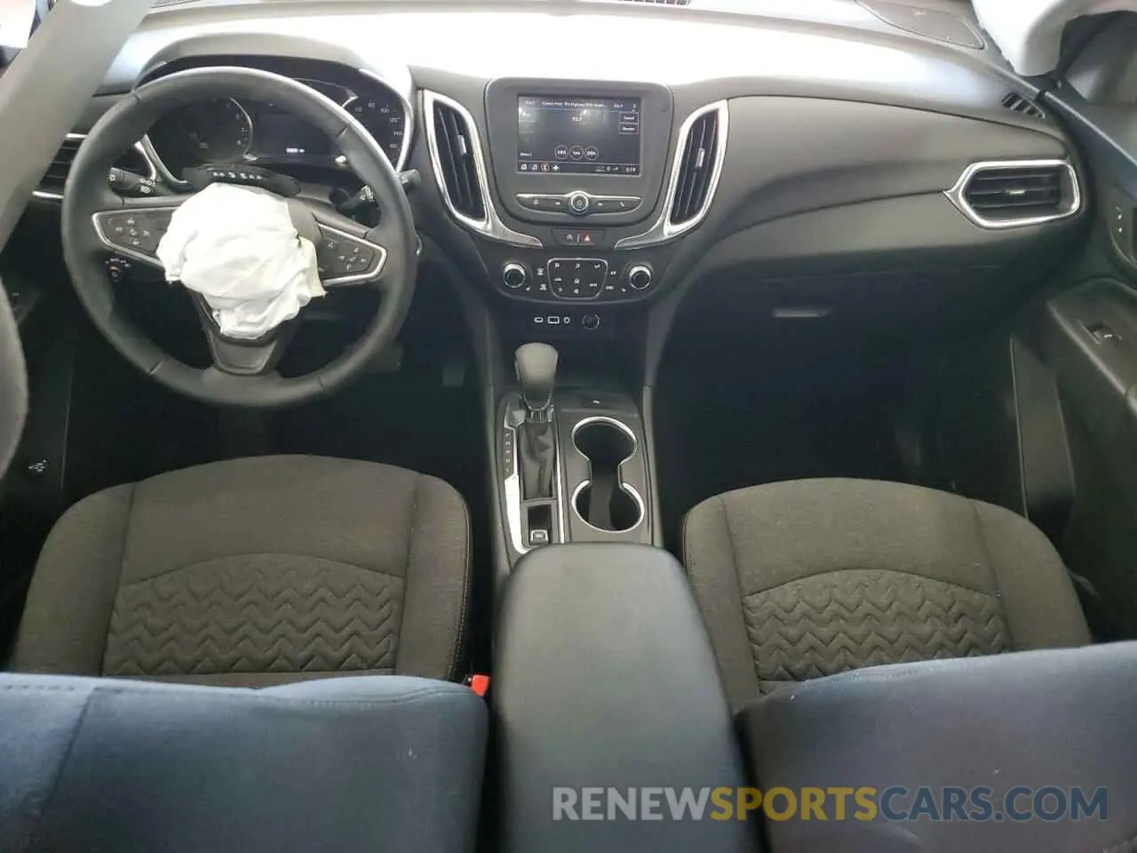 8 Photograph of a damaged car 3GNAXUEG4RS215973 CHEVROLET EQUINOX 2024
