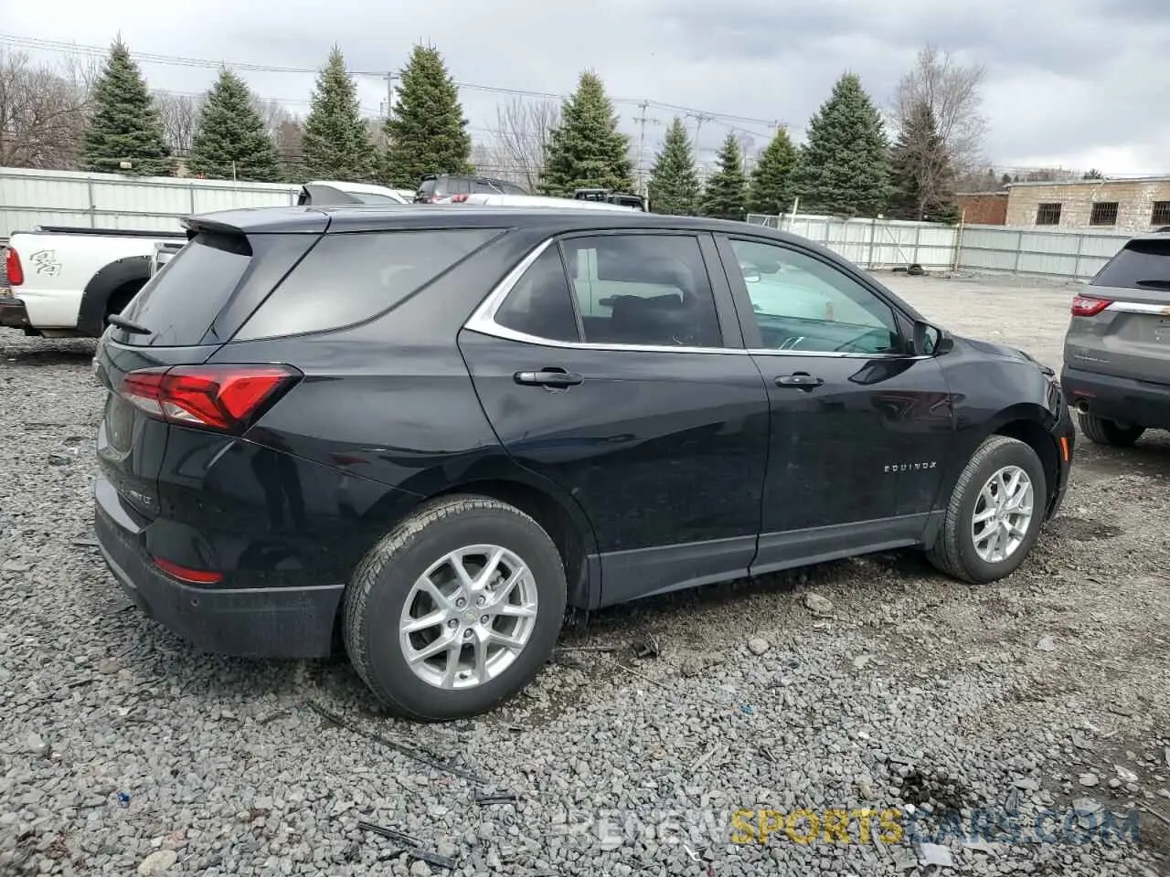 3 Фотография поврежденного автомобиля 3GNAXUEG6RL105033 CHEVROLET EQUINOX 2024