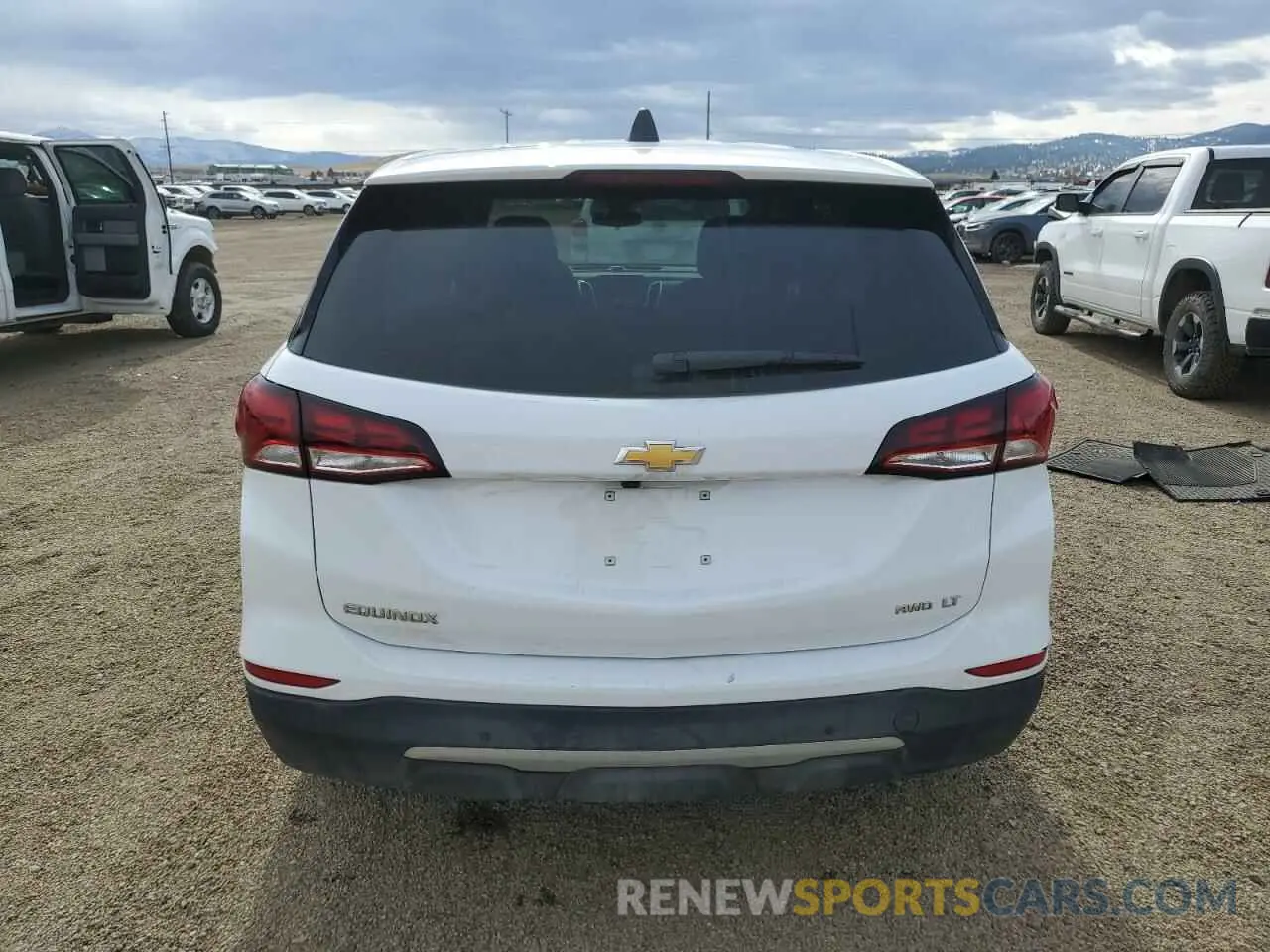 6 Фотография поврежденного автомобиля 3GNAXUEG6RL329838 CHEVROLET EQUINOX 2024