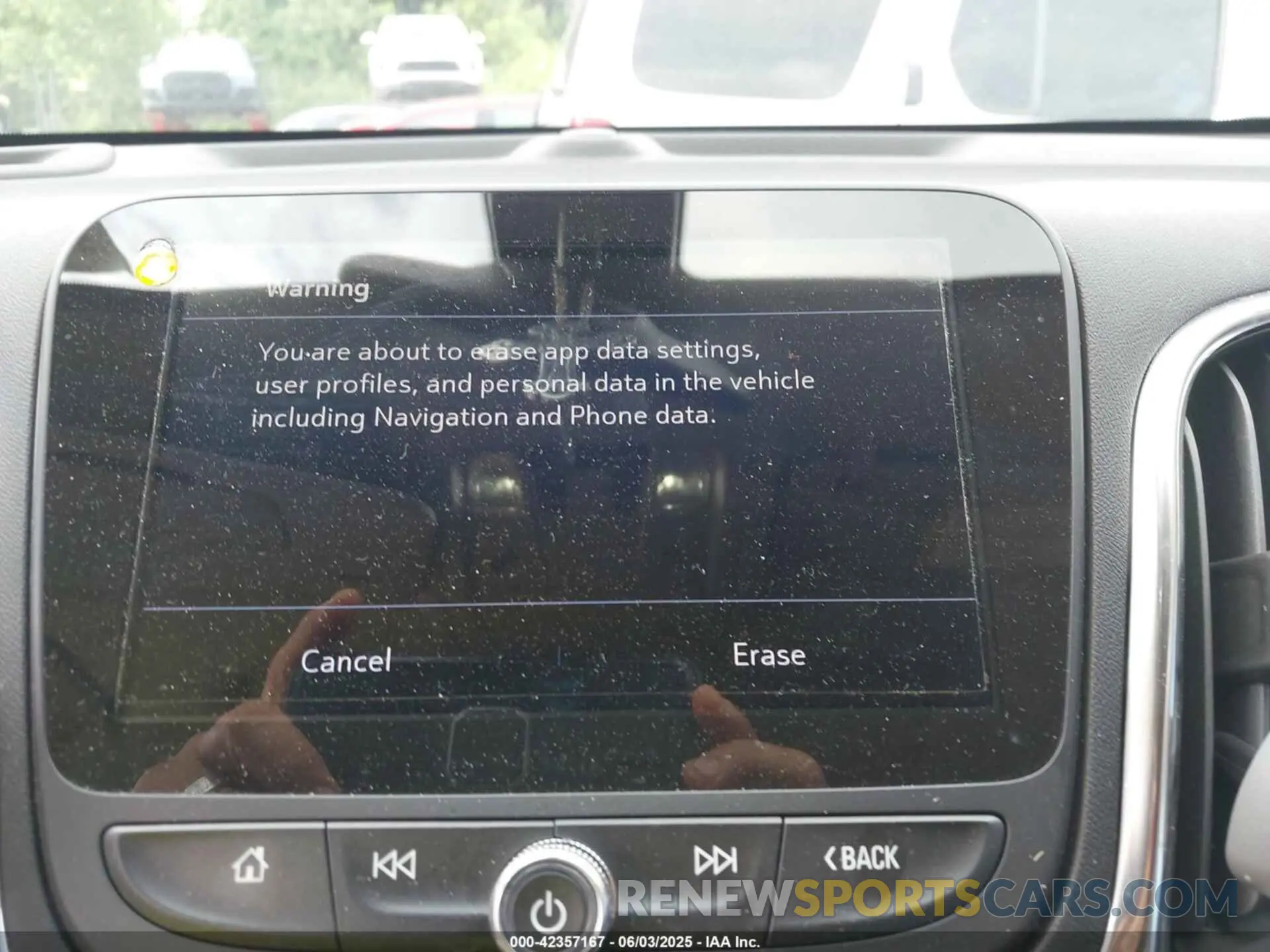 18 Фотография поврежденного автомобиля 3GNAXUEG7RL108751 CHEVROLET EQUINOX 2024