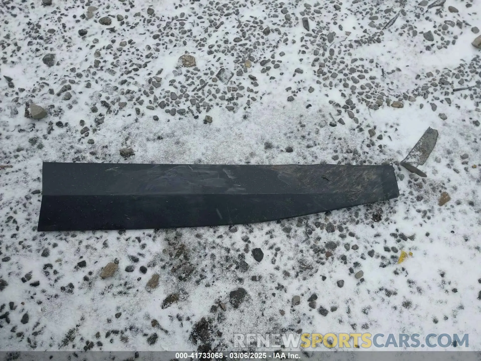 12 Photograph of a damaged car 3GNAXUEG7RL177665 CHEVROLET EQUINOX 2024