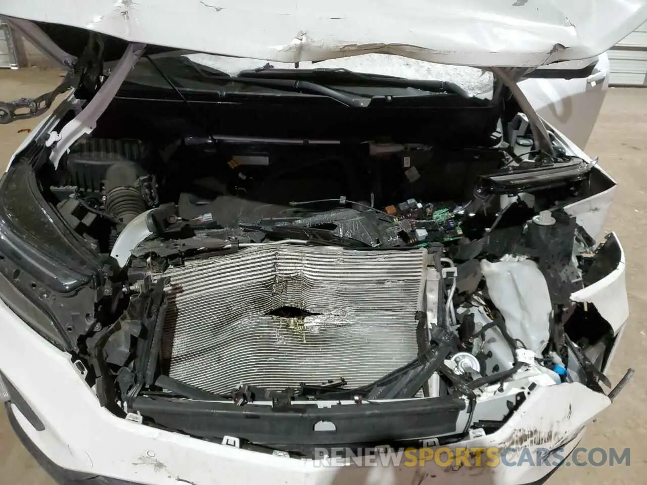 13 Photograph of a damaged car 3GNAXUEG7RS165165 CHEVROLET EQUINOX 2024