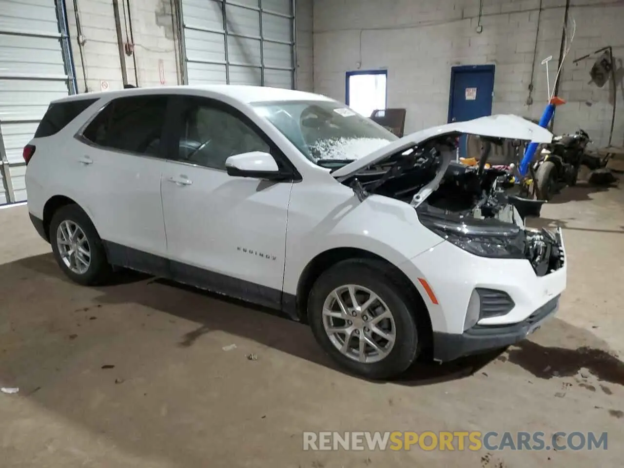 4 Photograph of a damaged car 3GNAXUEG7RS165165 CHEVROLET EQUINOX 2024