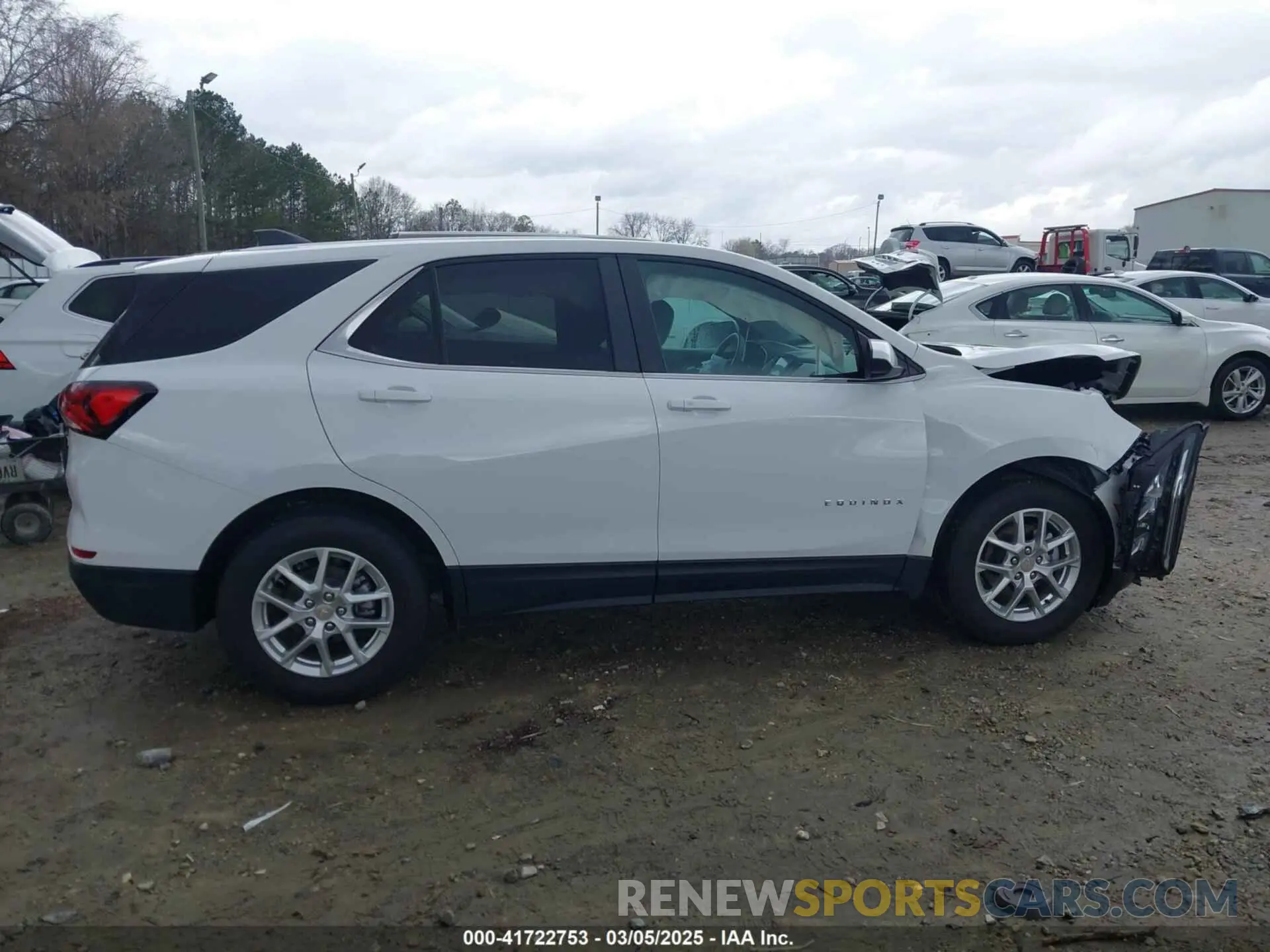 14 Фотография поврежденного автомобиля 3GNAXUEG8RL269013 CHEVROLET EQUINOX 2024