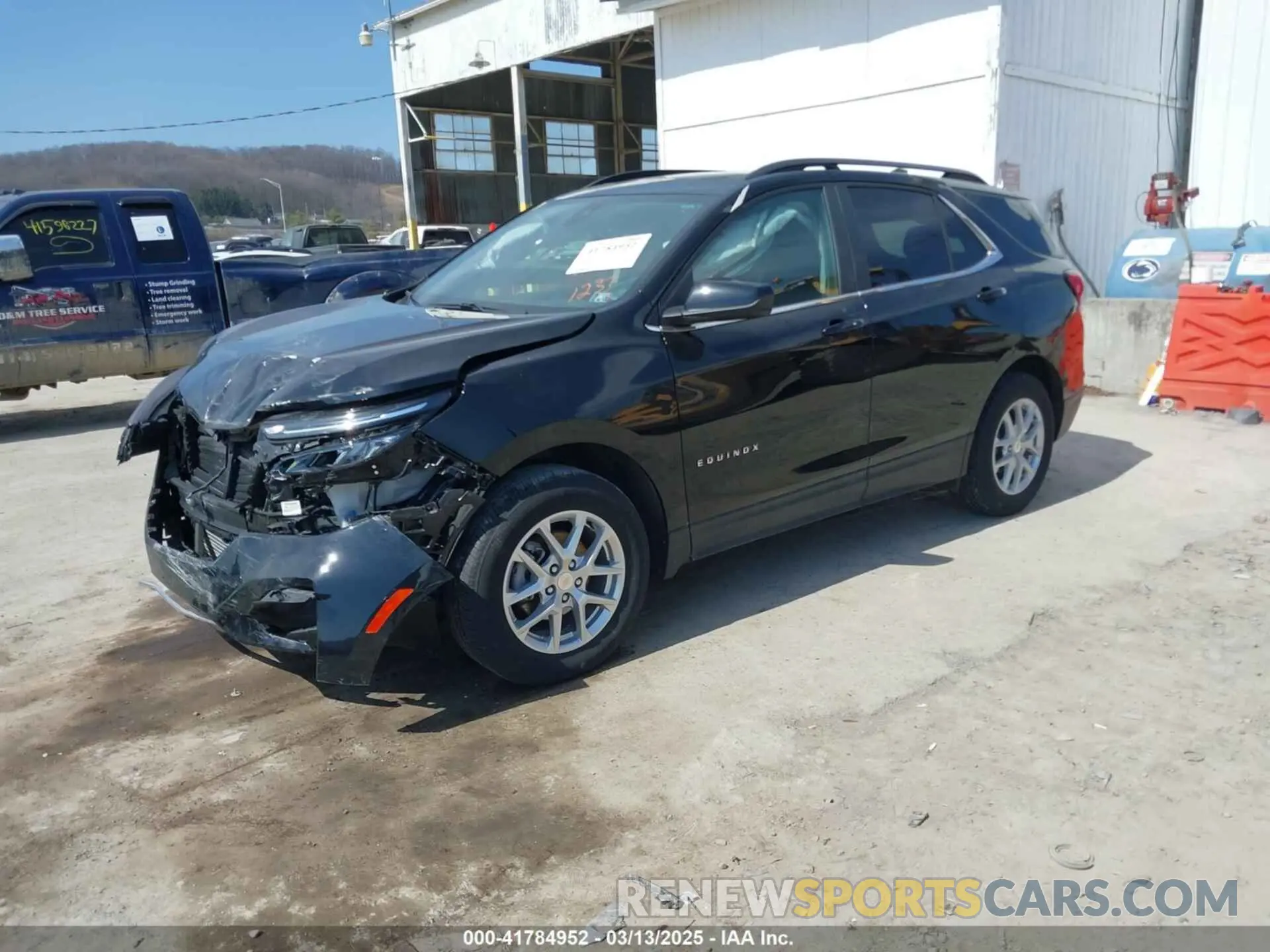 2 Photograph of a damaged car 3GNAXUEG9RL131237 CHEVROLET EQUINOX 2024