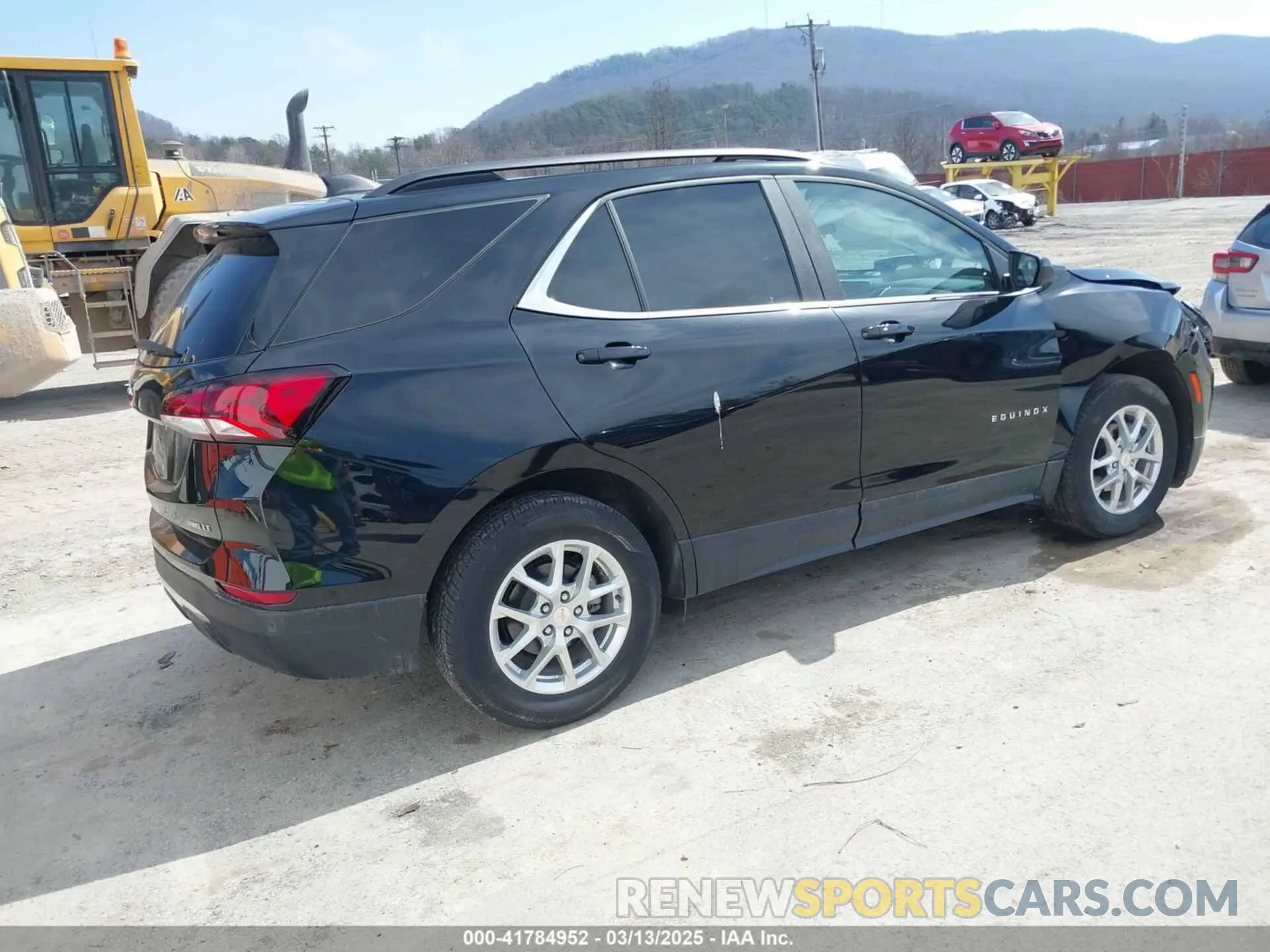 4 Photograph of a damaged car 3GNAXUEG9RL131237 CHEVROLET EQUINOX 2024