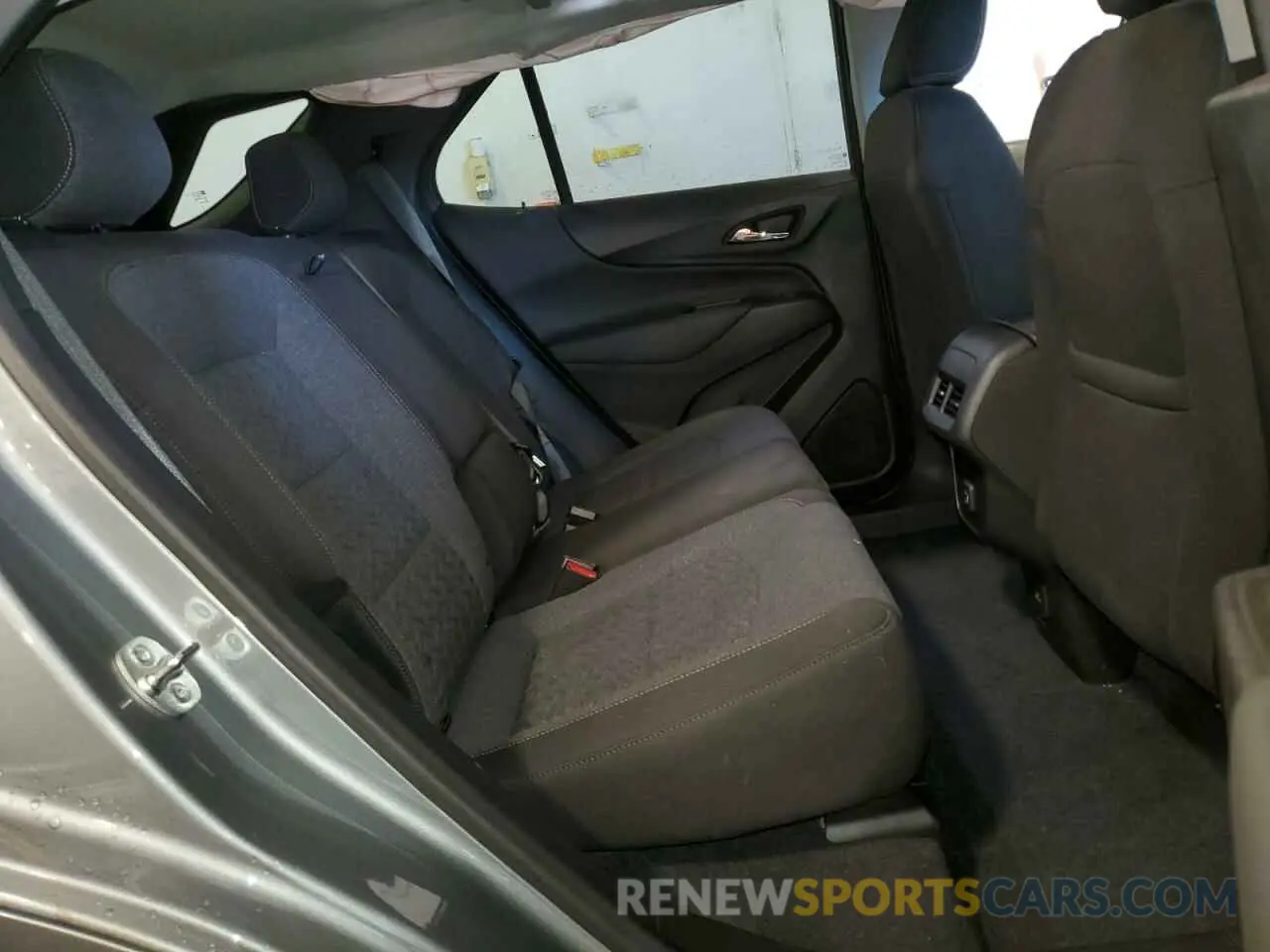 11 Photograph of a damaged car 3GNAXUEG9RS120552 CHEVROLET EQUINOX 2024