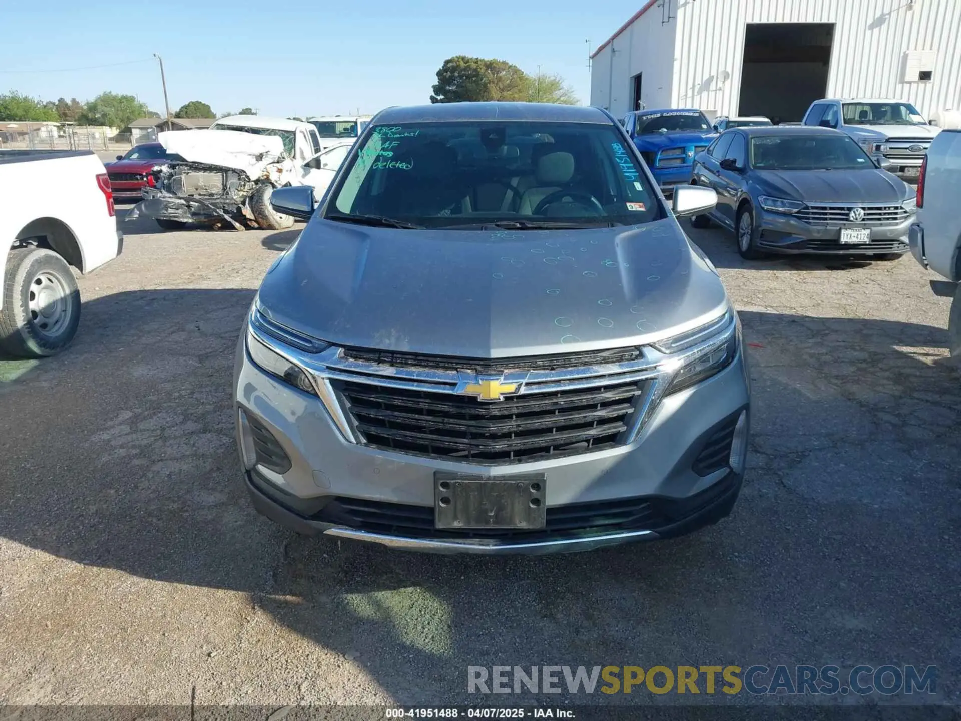 12 Photograph of a damaged car 3GNAXUEG9RS142311 CHEVROLET EQUINOX 2024
