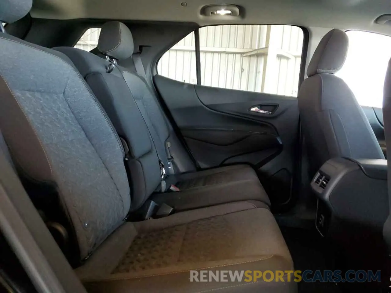 11 Photograph of a damaged car 3GNAXUEGXRL308023 CHEVROLET EQUINOX 2024