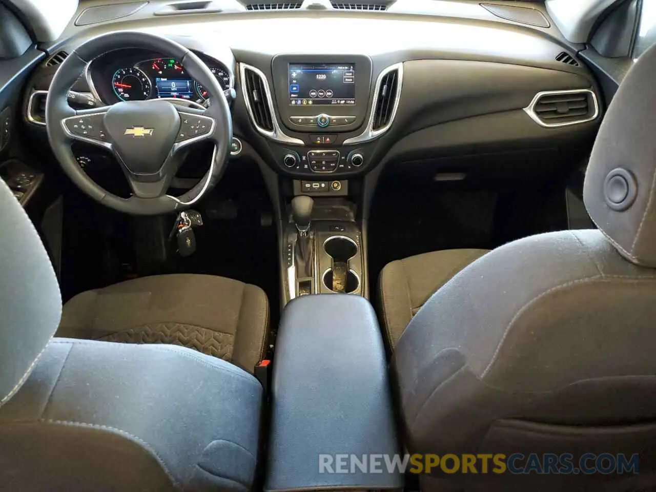 8 Photograph of a damaged car 3GNAXUEGXRL308023 CHEVROLET EQUINOX 2024