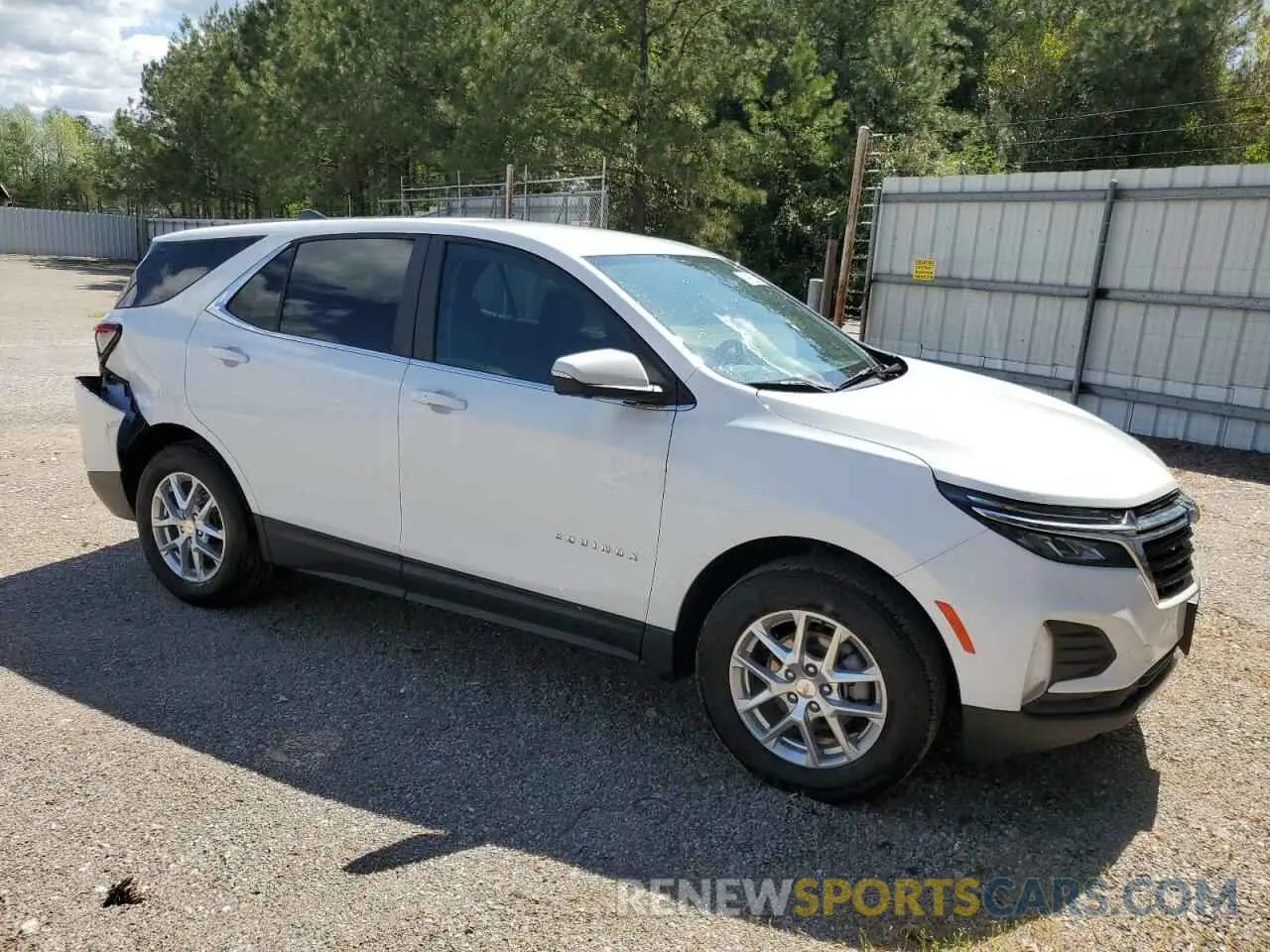 4 Фотография поврежденного автомобиля 3GNAXUEGXRS208848 CHEVROLET EQUINOX 2024