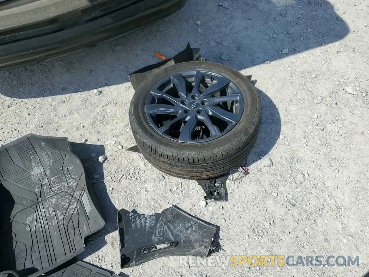 15 Photograph of a damaged car 3GNAXWEG2RL117630 CHEVROLET EQUINOX 2024