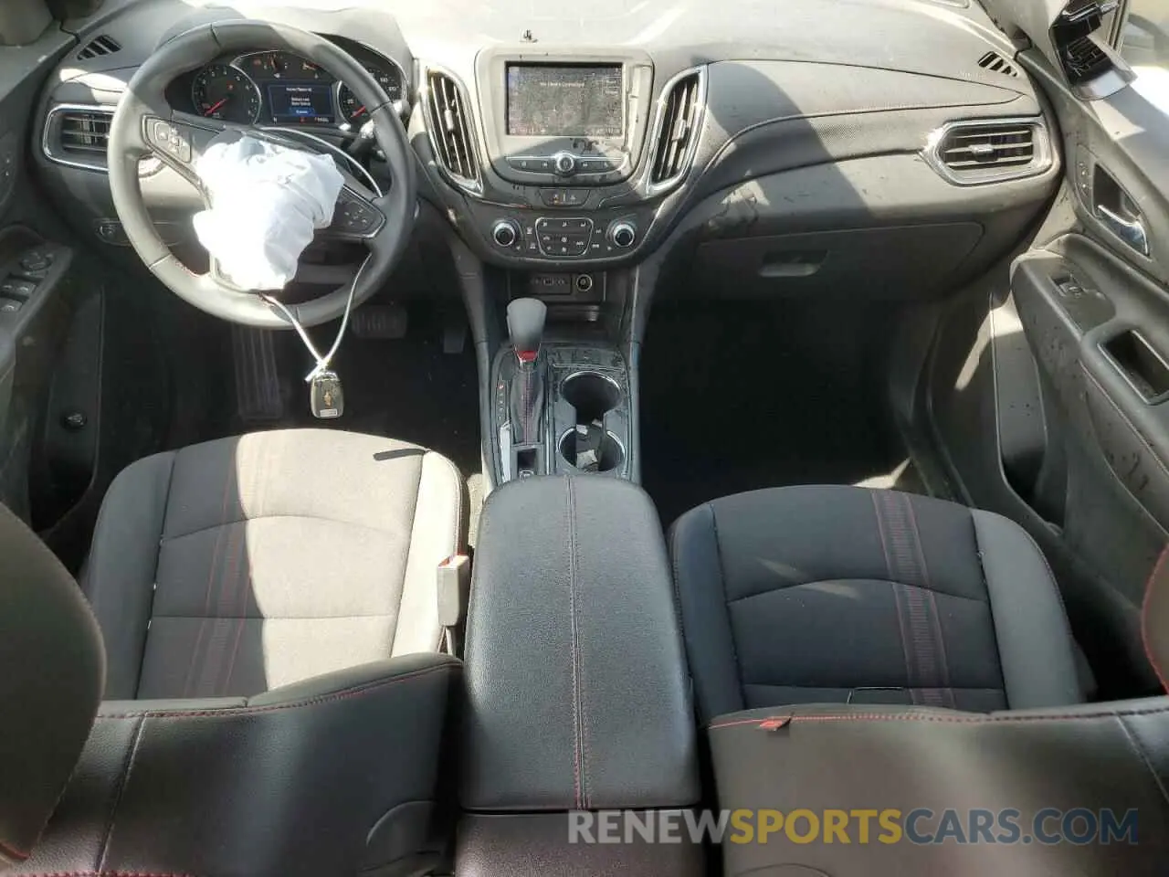 8 Photograph of a damaged car 3GNAXWEG2RL117630 CHEVROLET EQUINOX 2024