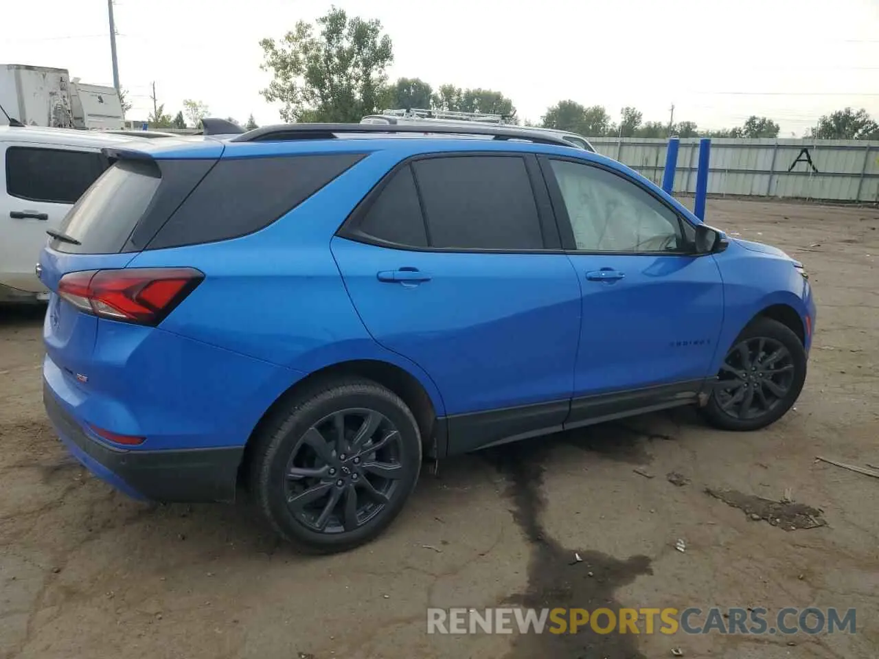 3 Фотография поврежденного автомобиля 3GNAXWEG5RS249352 CHEVROLET EQUINOX 2024