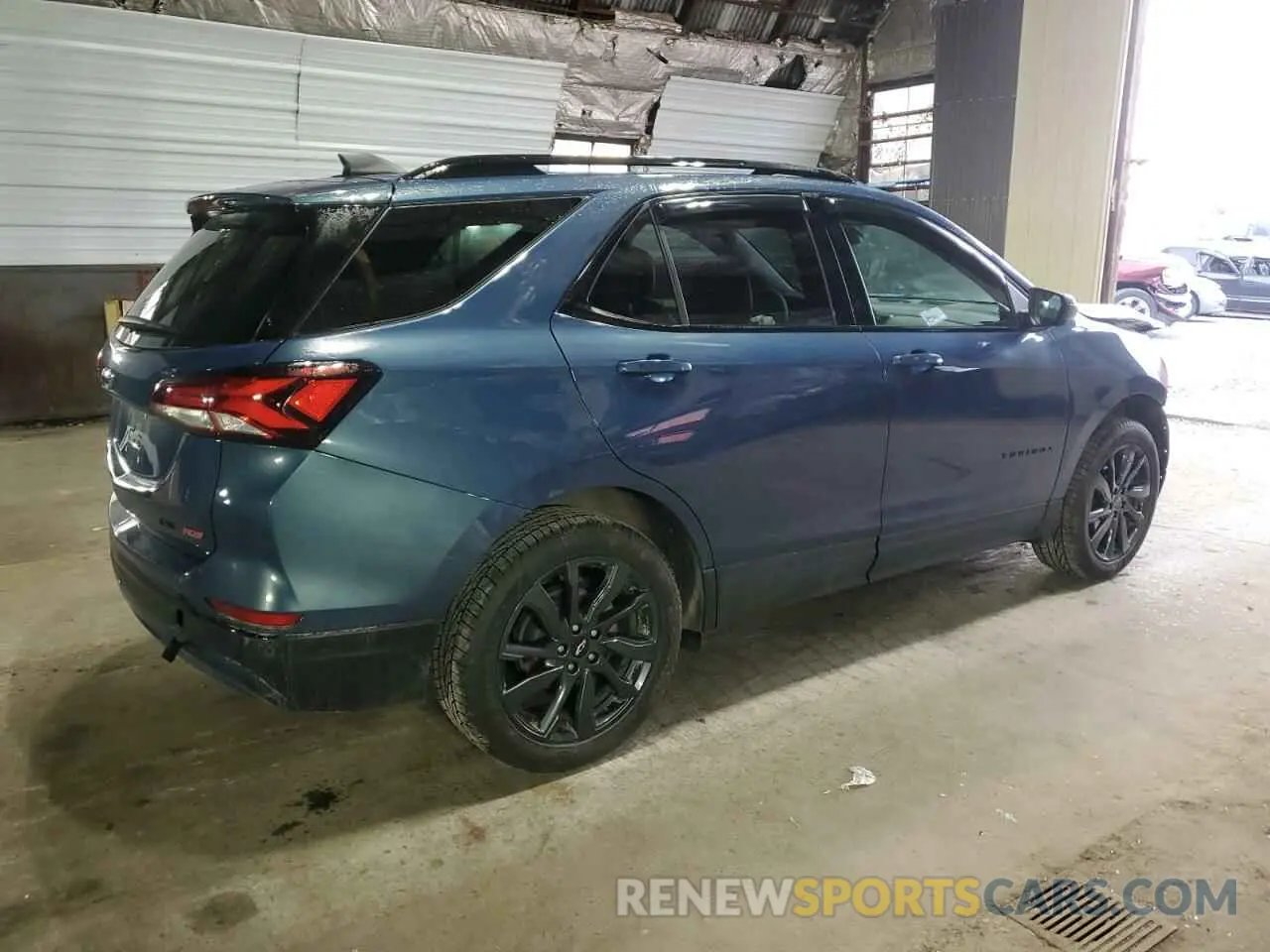 3 Фотография поврежденного автомобиля 3GNAXWEG8RL118104 CHEVROLET EQUINOX 2024