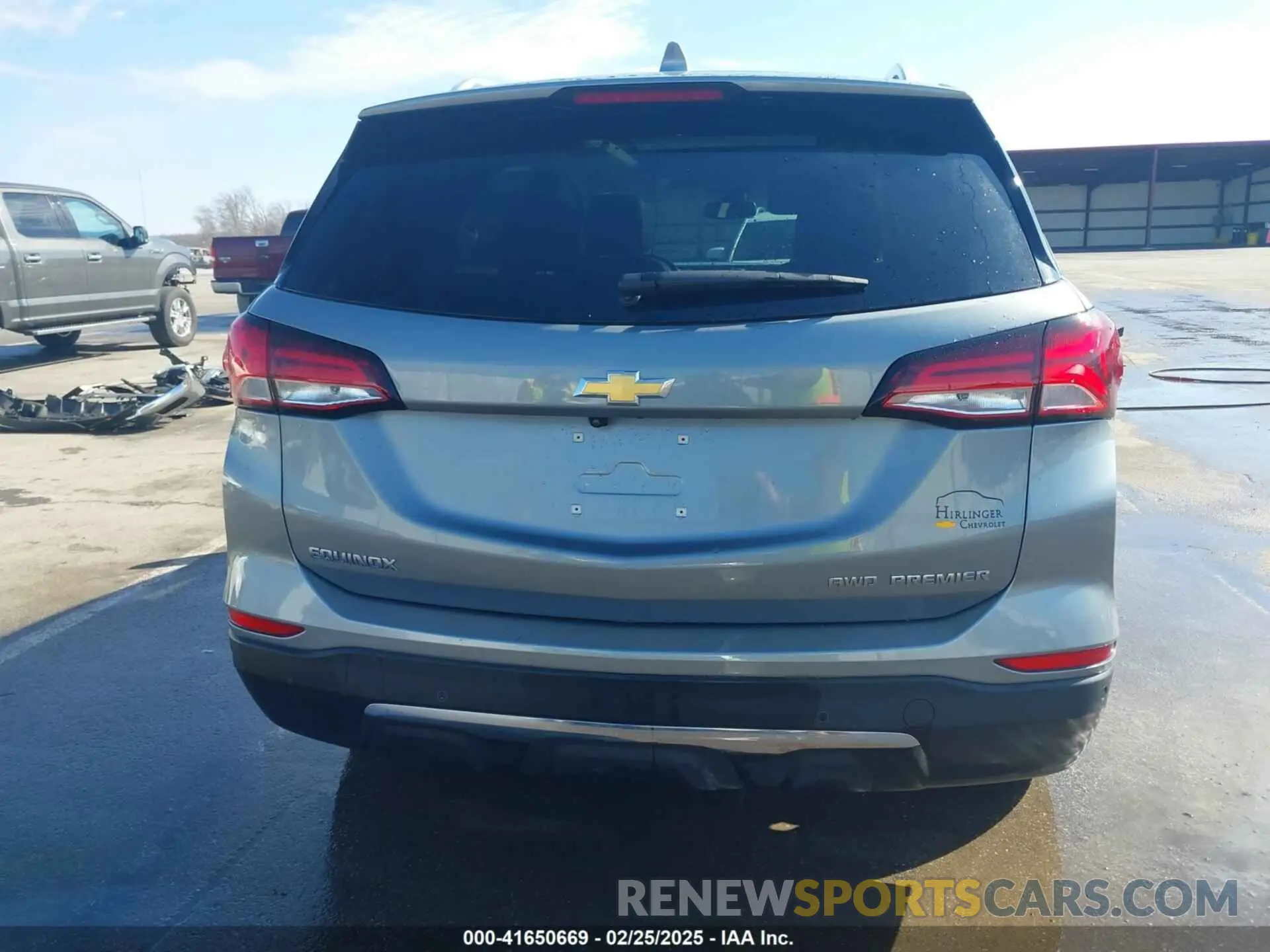 17 Photograph of a damaged car 3GNAXXEG8RL307664 CHEVROLET EQUINOX 2024