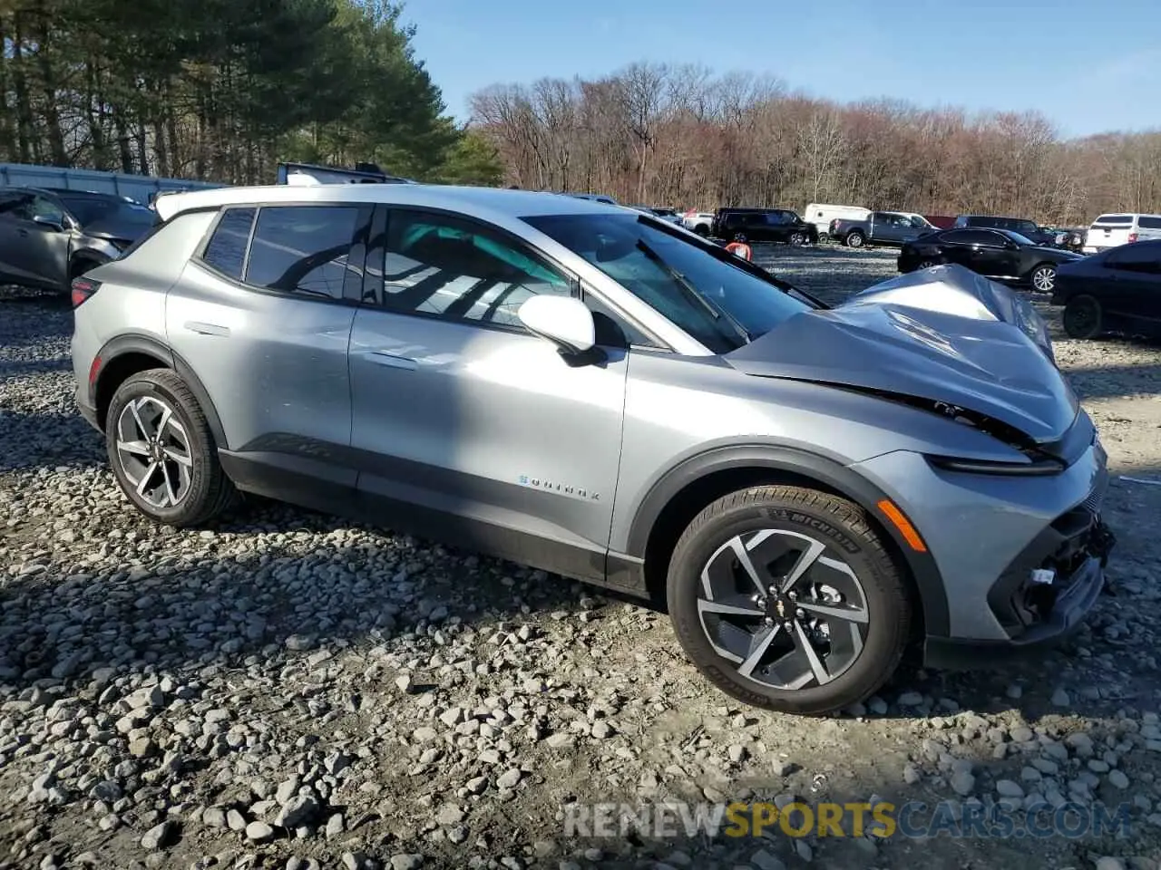 4 Photograph of a damaged car 3GN7DLRP6SS140738 CHEVROLET EQUINOX 2025