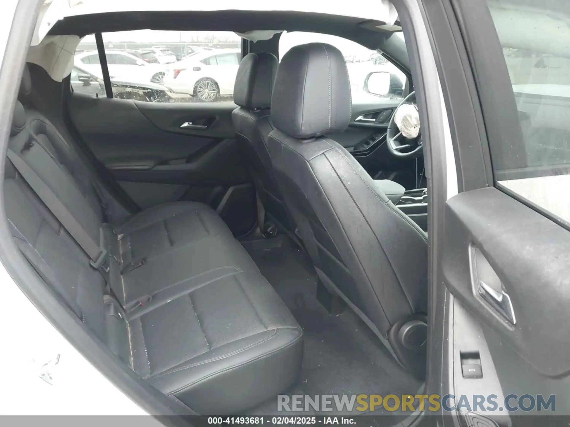 8 Photograph of a damaged car 3GNAXHEG0SL112587 CHEVROLET EQUINOX 2025