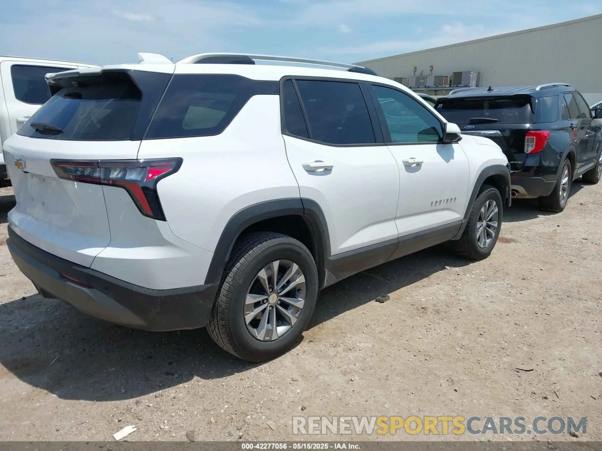 4 Photograph of a damaged car 3GNAXHEG0SL202337 CHEVROLET EQUINOX 2025