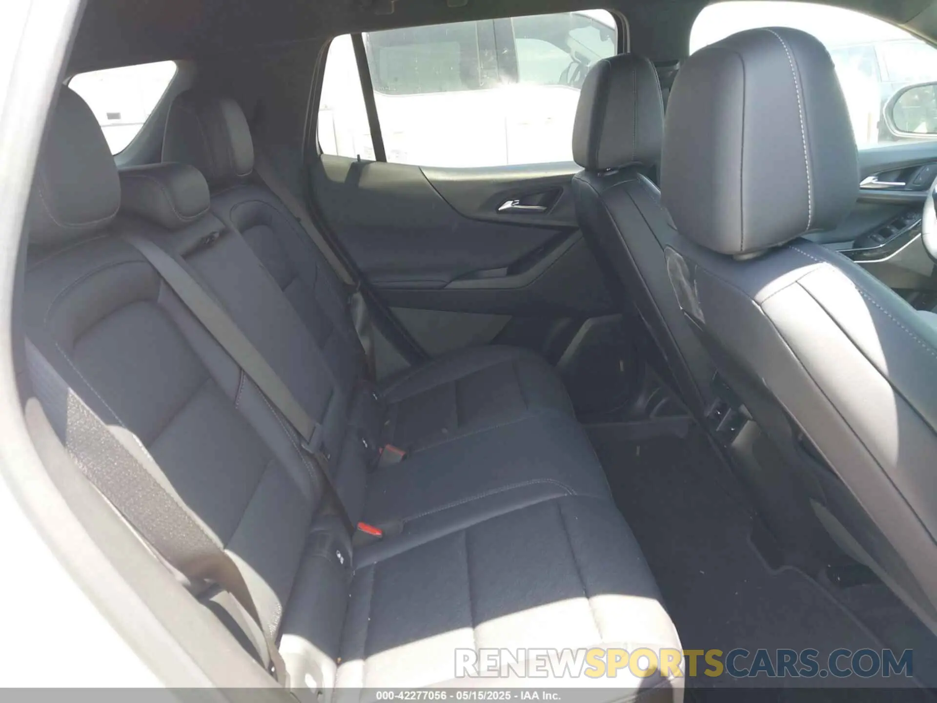 8 Photograph of a damaged car 3GNAXHEG0SL202337 CHEVROLET EQUINOX 2025