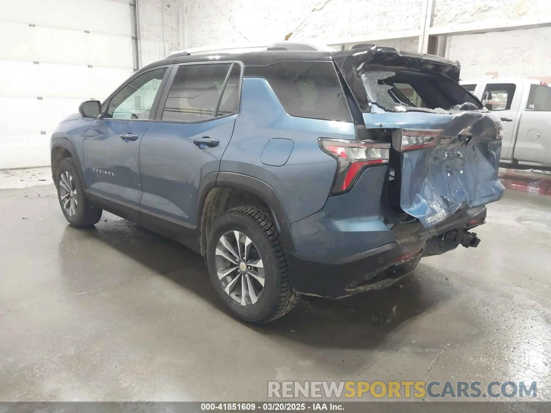3 Фотография поврежденного автомобиля 3GNAXHEG1SL104577 CHEVROLET EQUINOX 2025