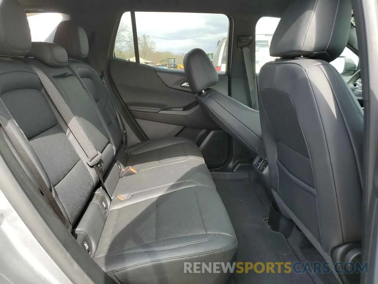 11 Photograph of a damaged car 3GNAXHEG1SL172698 CHEVROLET EQUINOX 2025