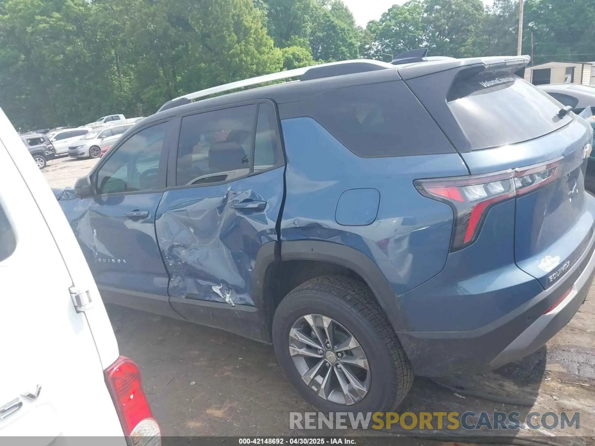 14 Photograph of a damaged car 3GNAXHEG1SL178520 CHEVROLET EQUINOX 2025