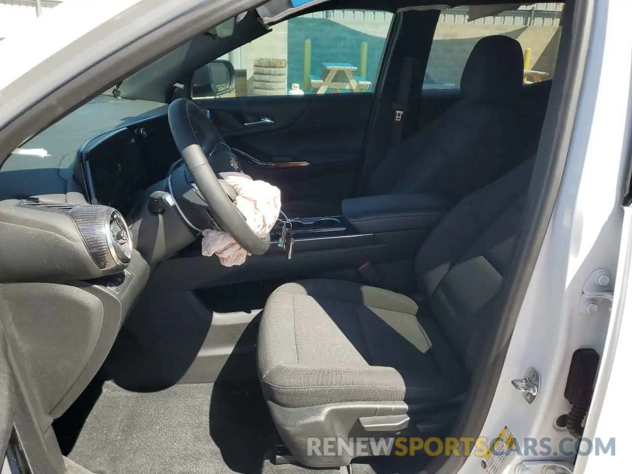 7 Photograph of a damaged car 3GNAXHEG2SL108007 CHEVROLET EQUINOX 2025