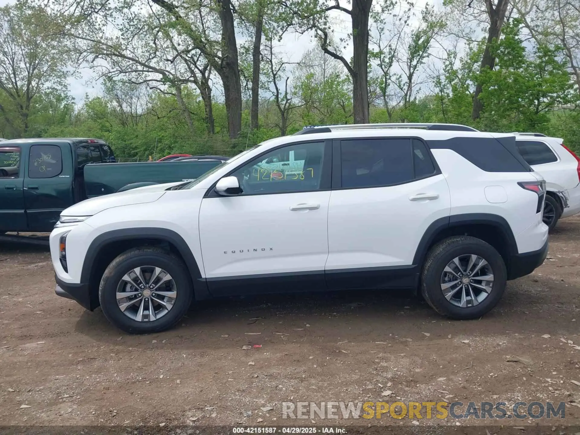 14 Photograph of a damaged car 3GNAXHEG2SL287911 CHEVROLET EQUINOX 2025