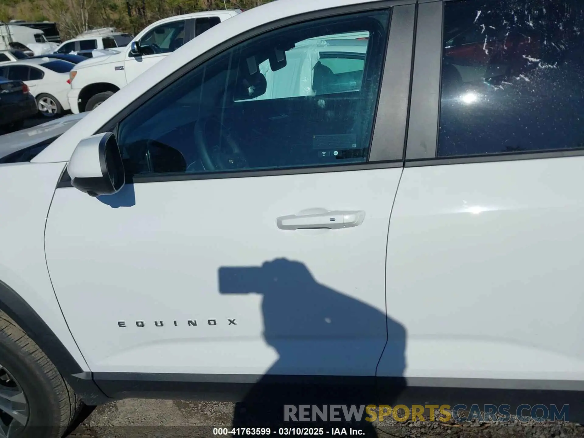 14 Photograph of a damaged car 3GNAXHEG3SL164182 CHEVROLET EQUINOX 2025