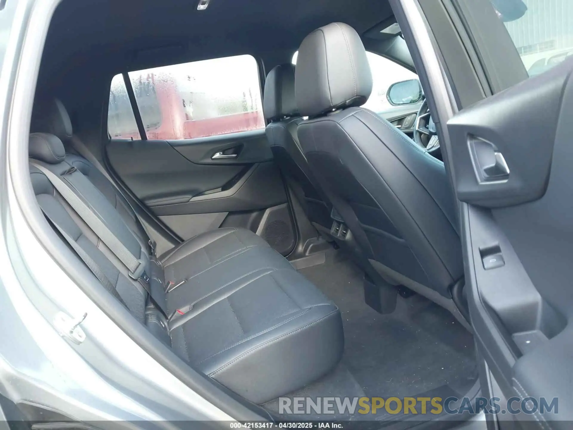 8 Photograph of a damaged car 3GNAXHEG5SL185017 CHEVROLET EQUINOX 2025