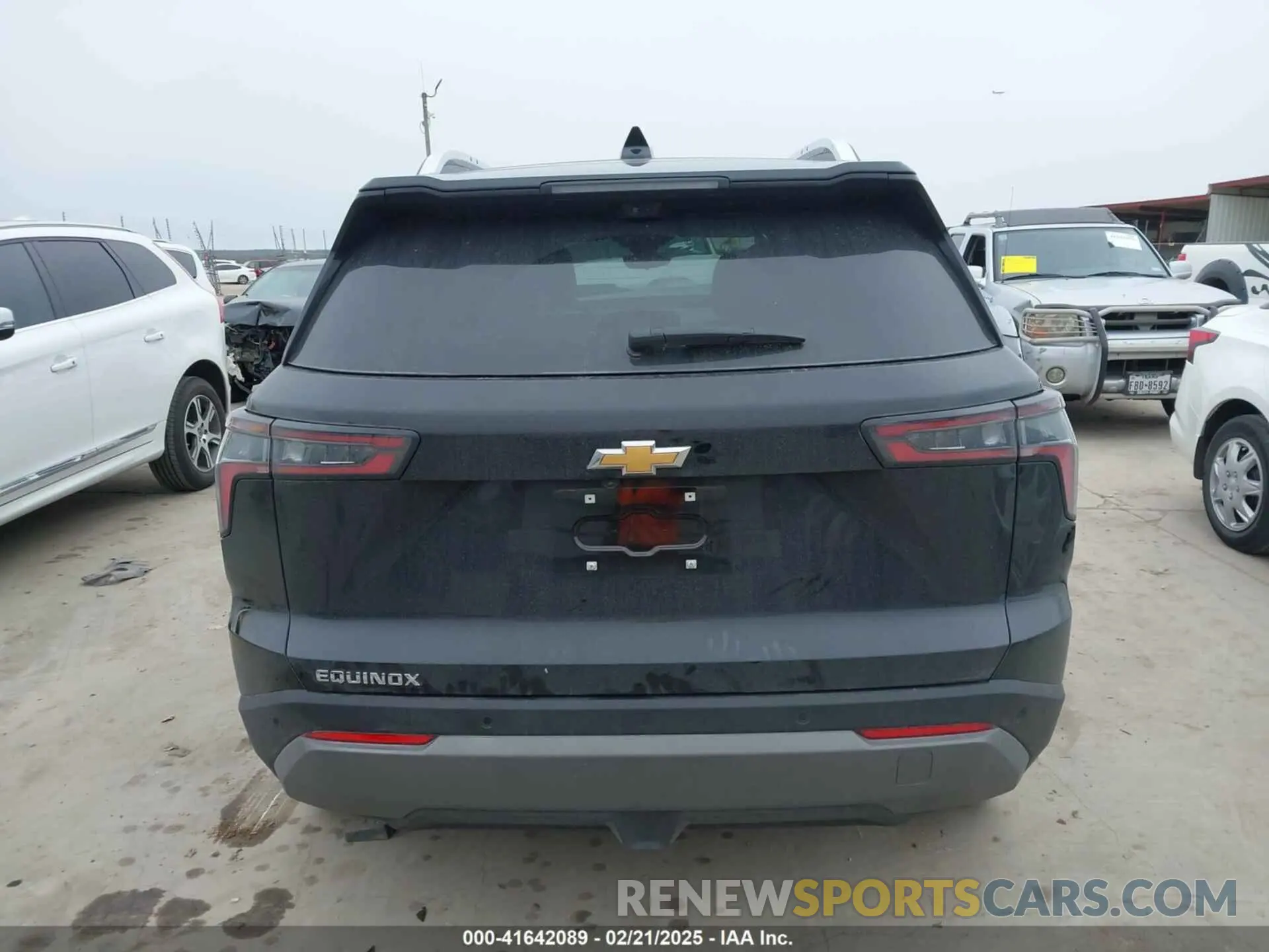 17 Photograph of a damaged car 3GNAXHEG7SL123425 CHEVROLET EQUINOX 2025