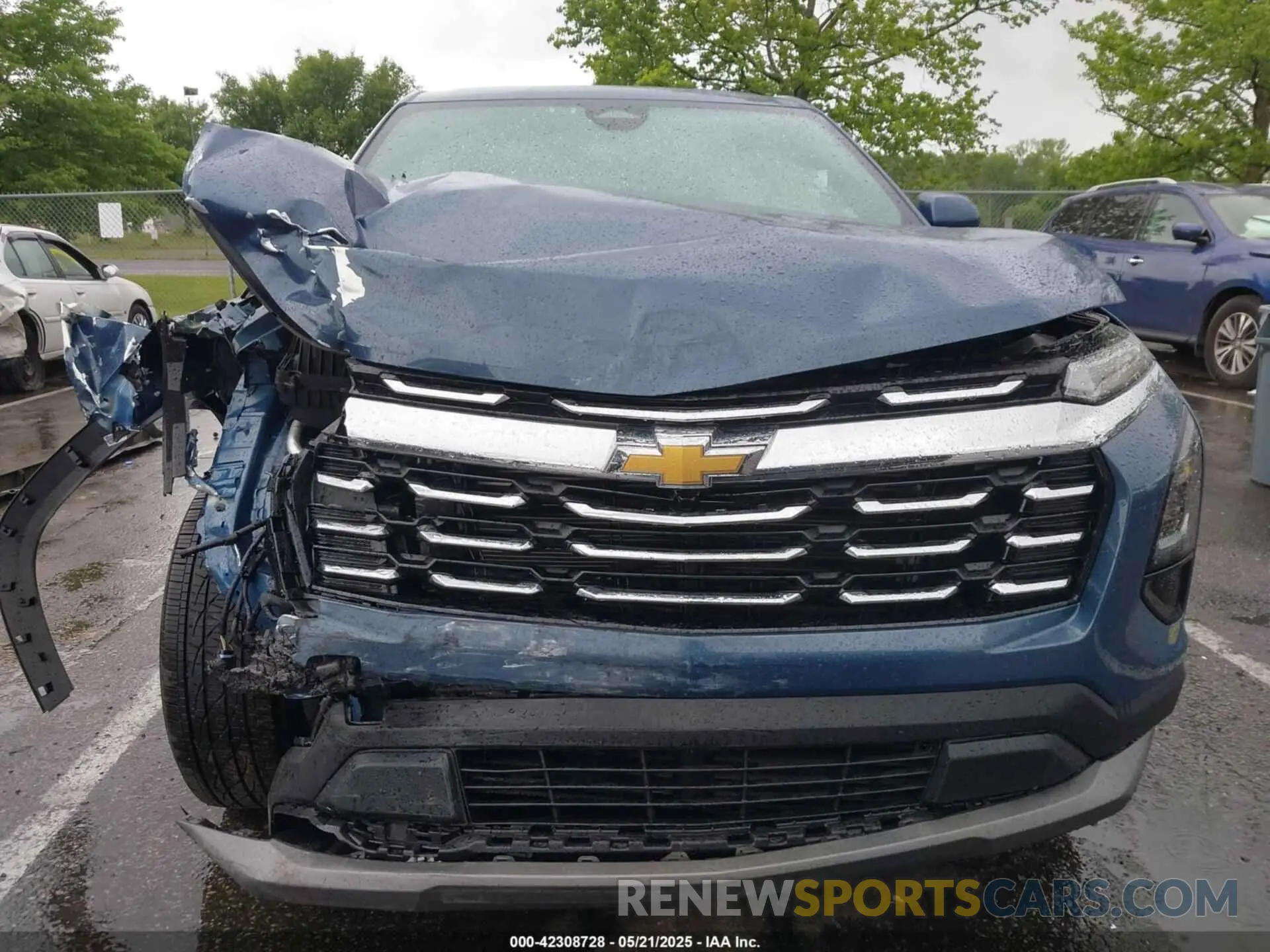 12 Photograph of a damaged car 3GNAXHEG7SL207177 CHEVROLET EQUINOX 2025