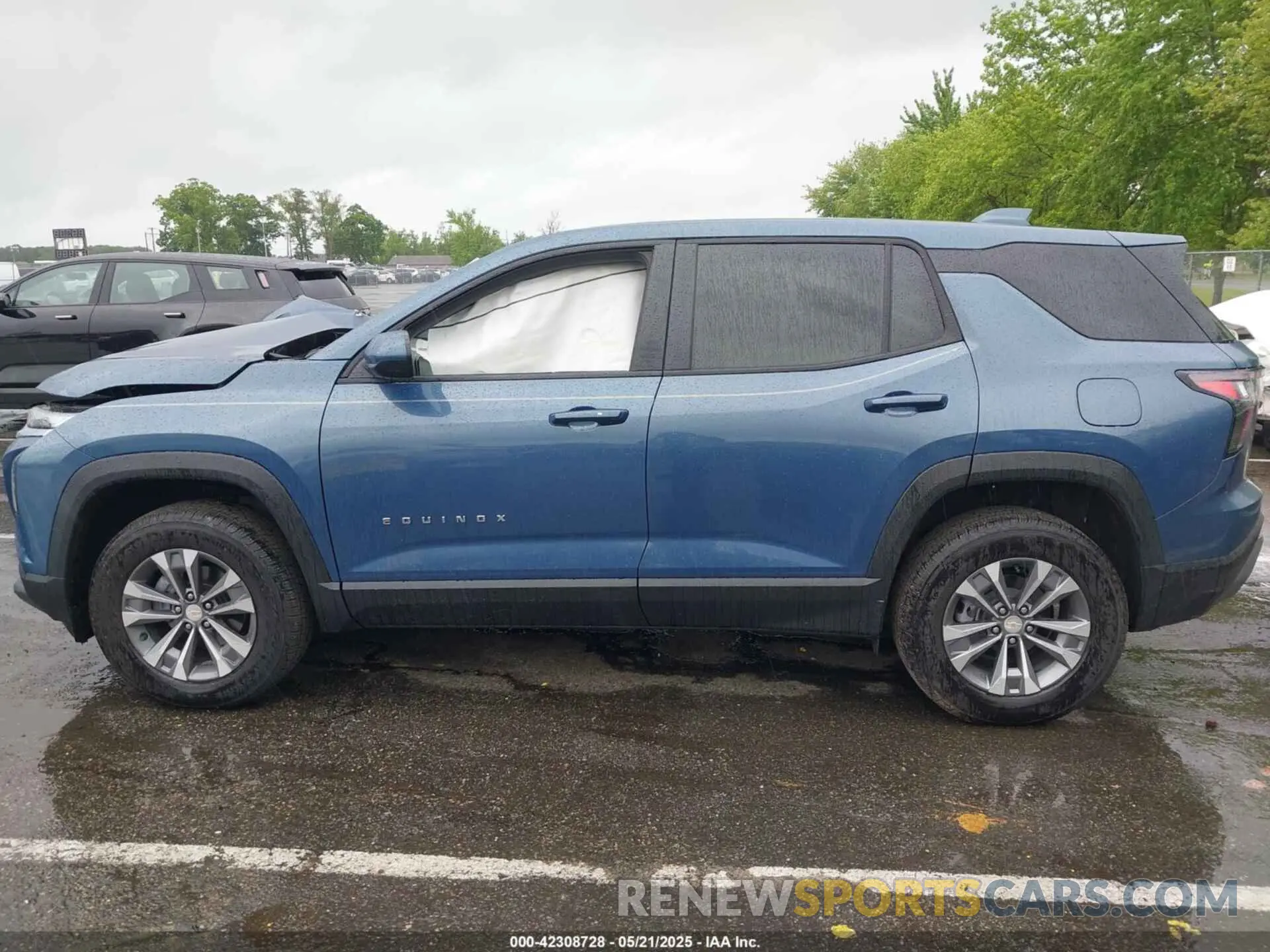 14 Photograph of a damaged car 3GNAXHEG7SL207177 CHEVROLET EQUINOX 2025