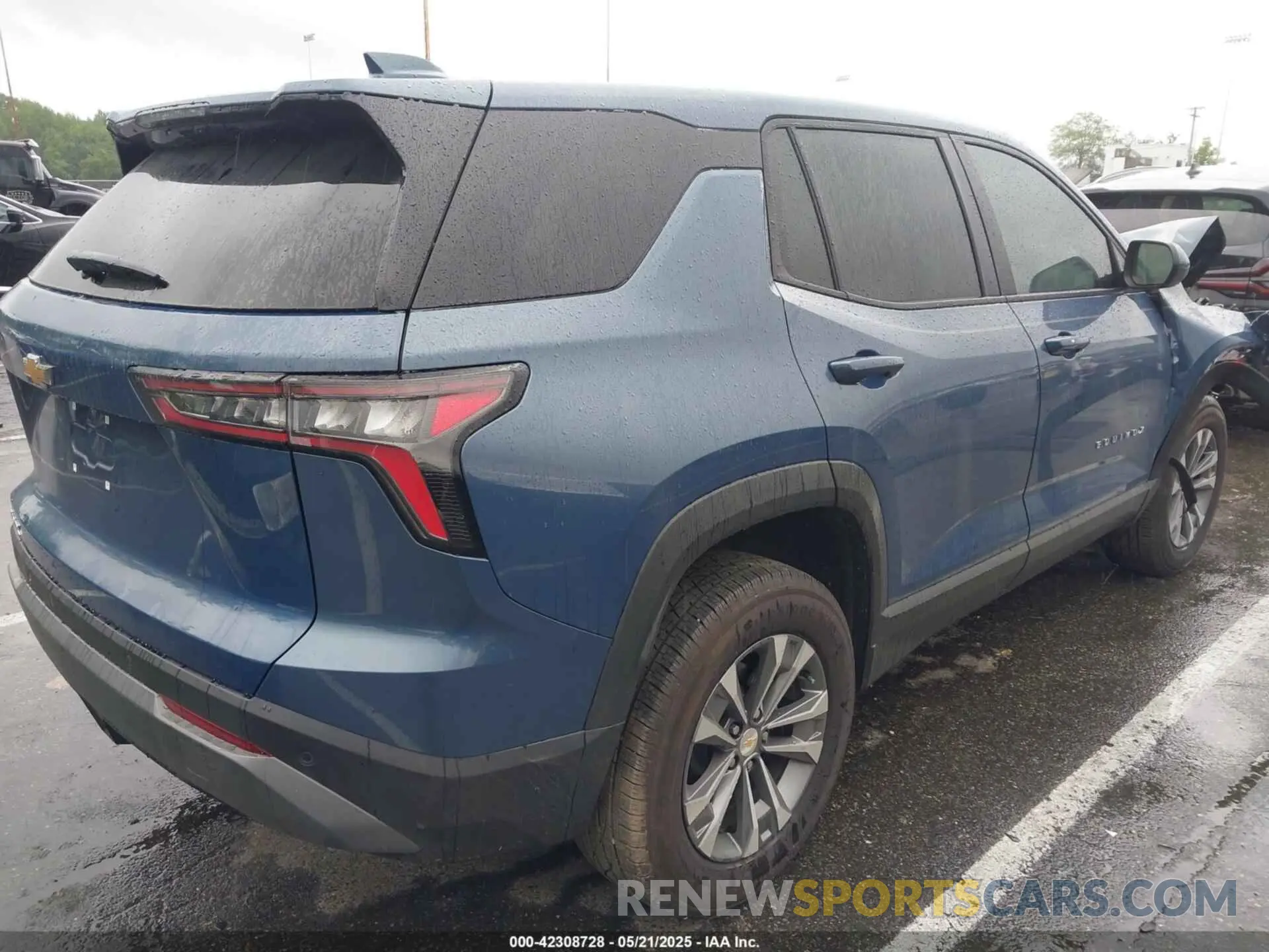 4 Photograph of a damaged car 3GNAXHEG7SL207177 CHEVROLET EQUINOX 2025