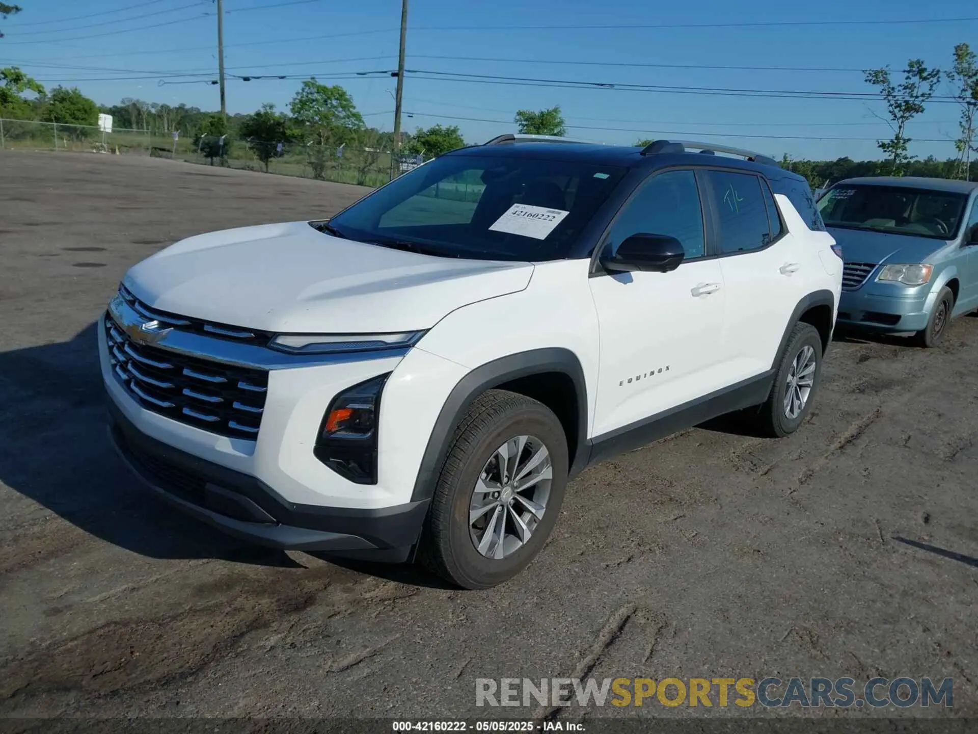 2 Photograph of a damaged car 3GNAXHEG9SL108876 CHEVROLET EQUINOX 2025