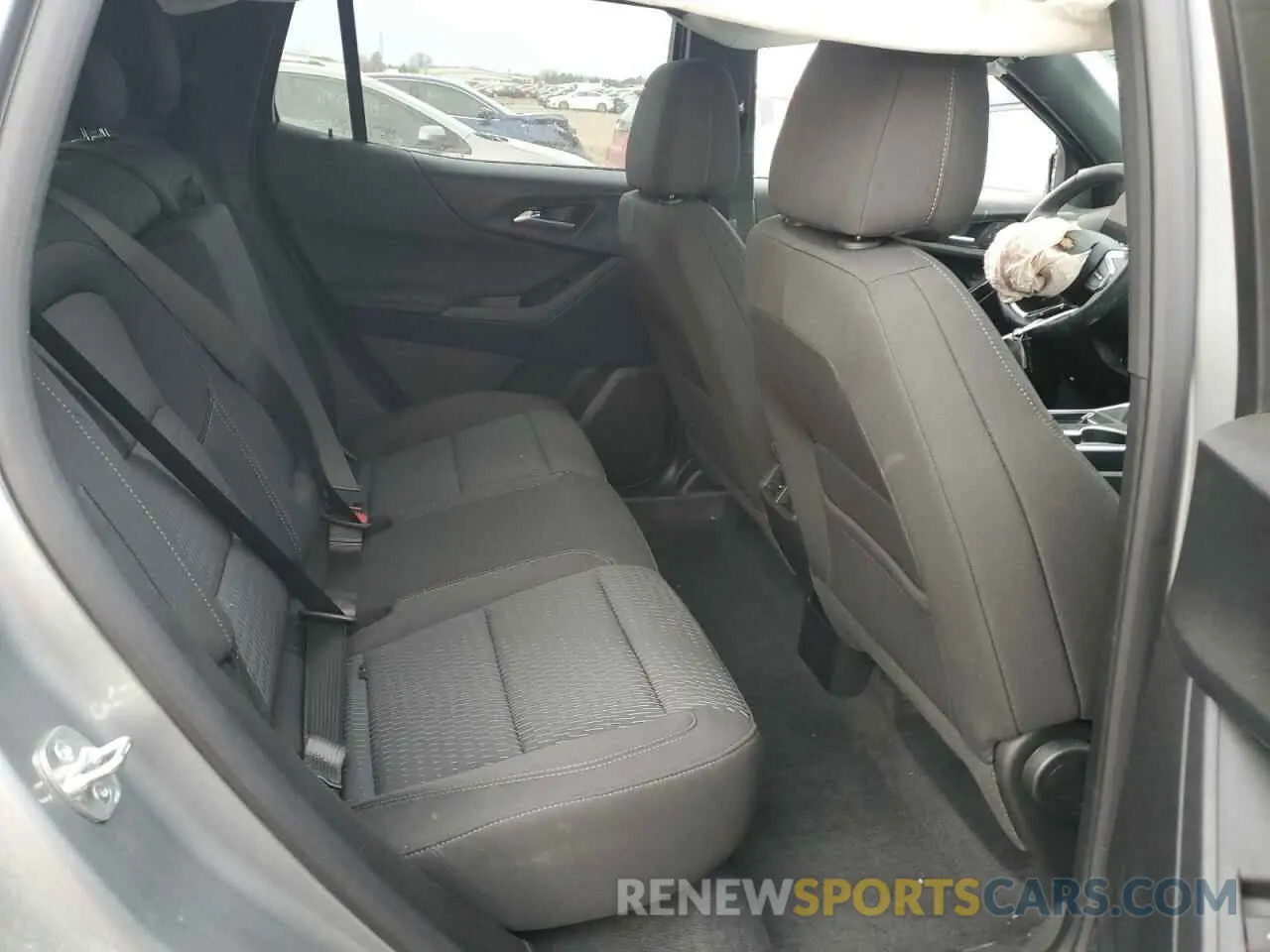 10 Фотография поврежденного автомобиля 3GNAXHEG9SL189216 CHEVROLET EQUINOX 2025