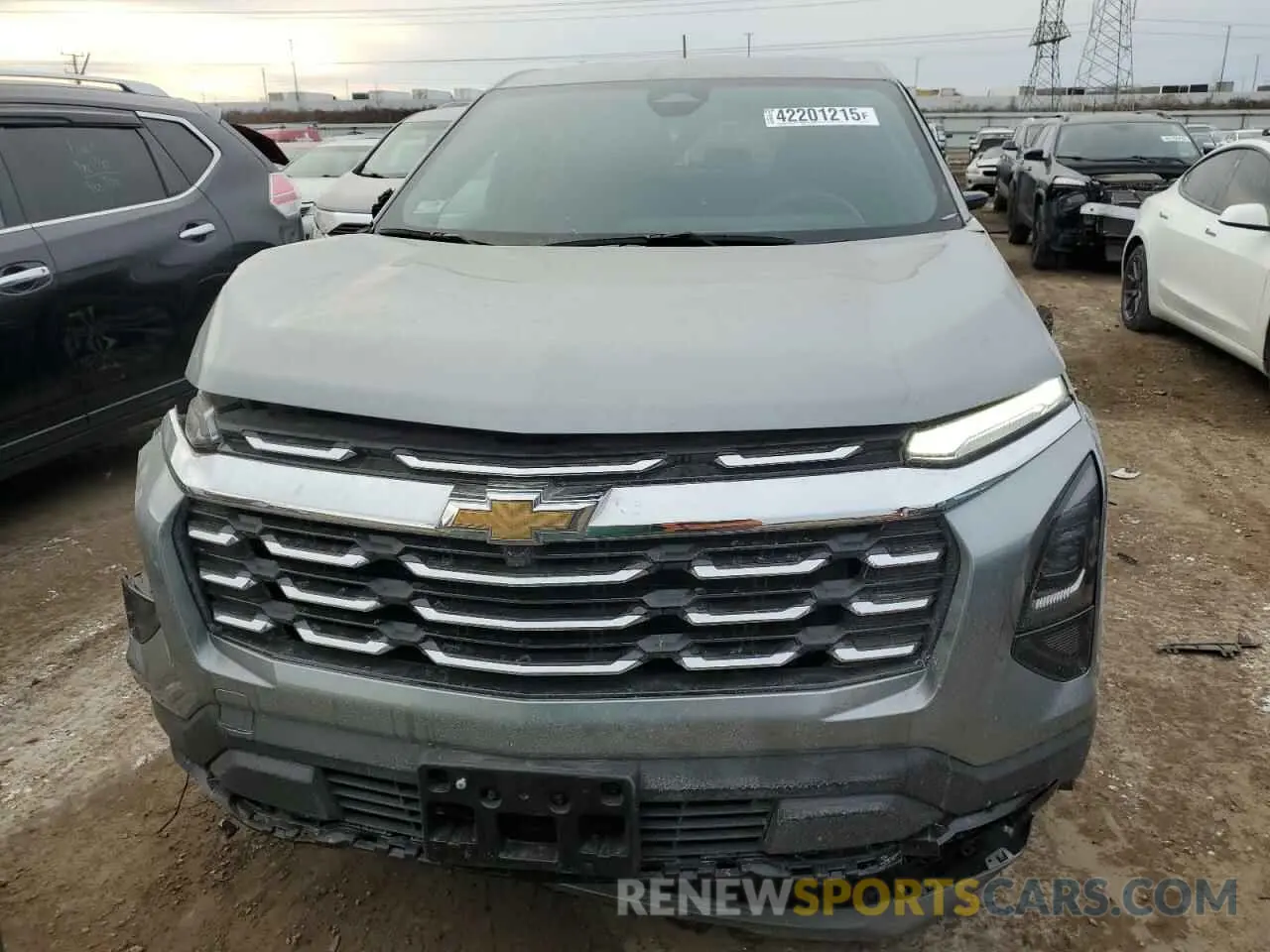 5 Фотография поврежденного автомобиля 3GNAXHEG9SL189216 CHEVROLET EQUINOX 2025