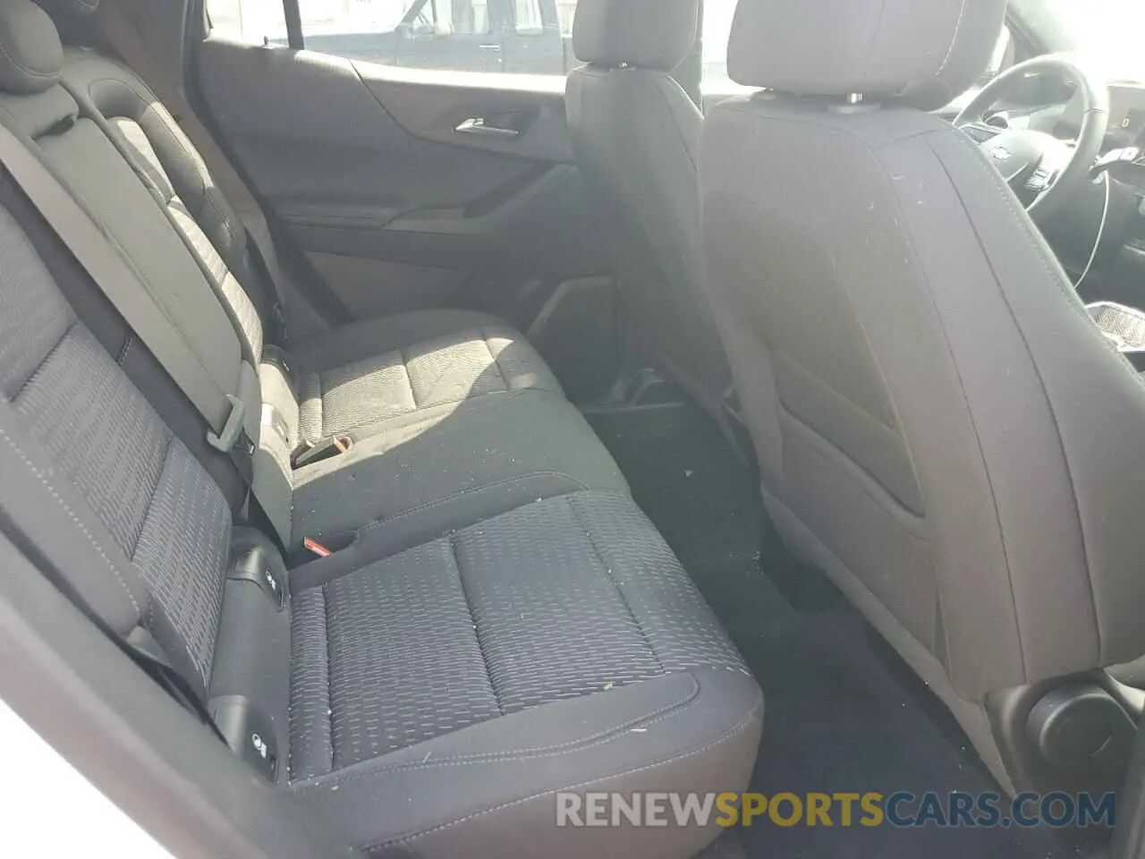 11 Photograph of a damaged car 3GNAXHEGXSL220604 CHEVROLET EQUINOX 2025