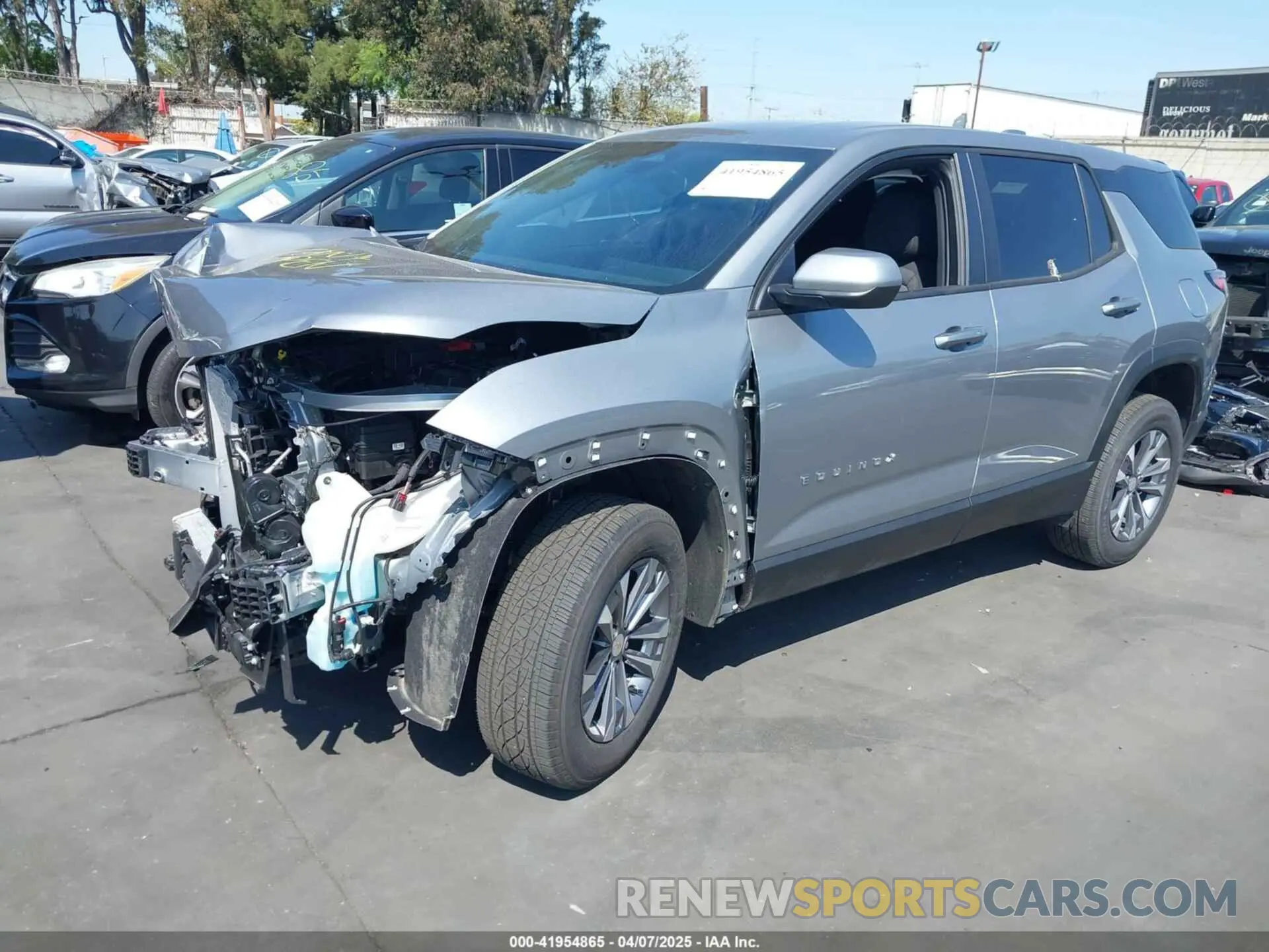 2 Фотография поврежденного автомобиля 3GNAXHEGXSL252744 CHEVROLET EQUINOX 2025