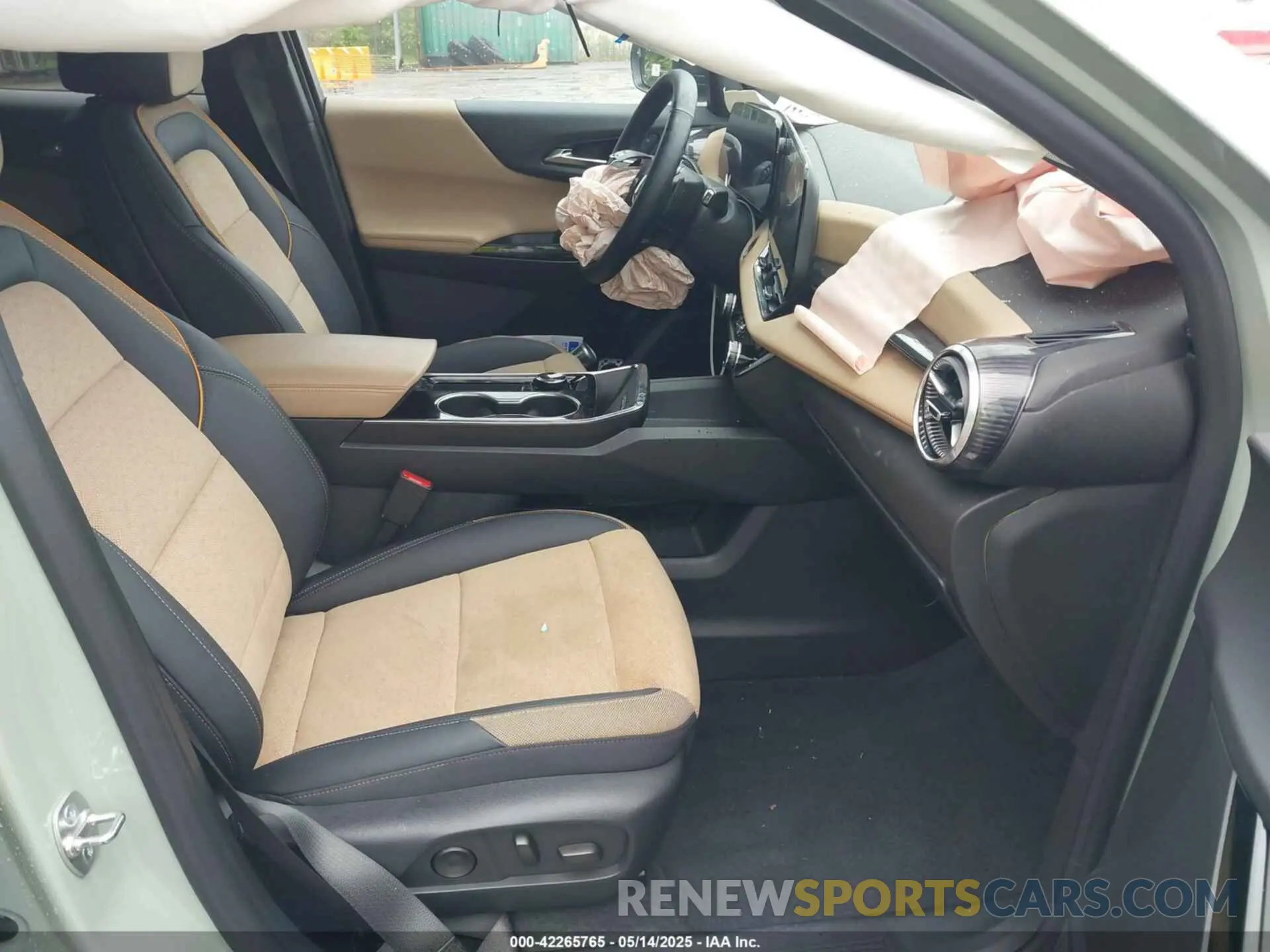 5 Photograph of a damaged car 3GNAXKEG0SL116703 CHEVROLET EQUINOX 2025