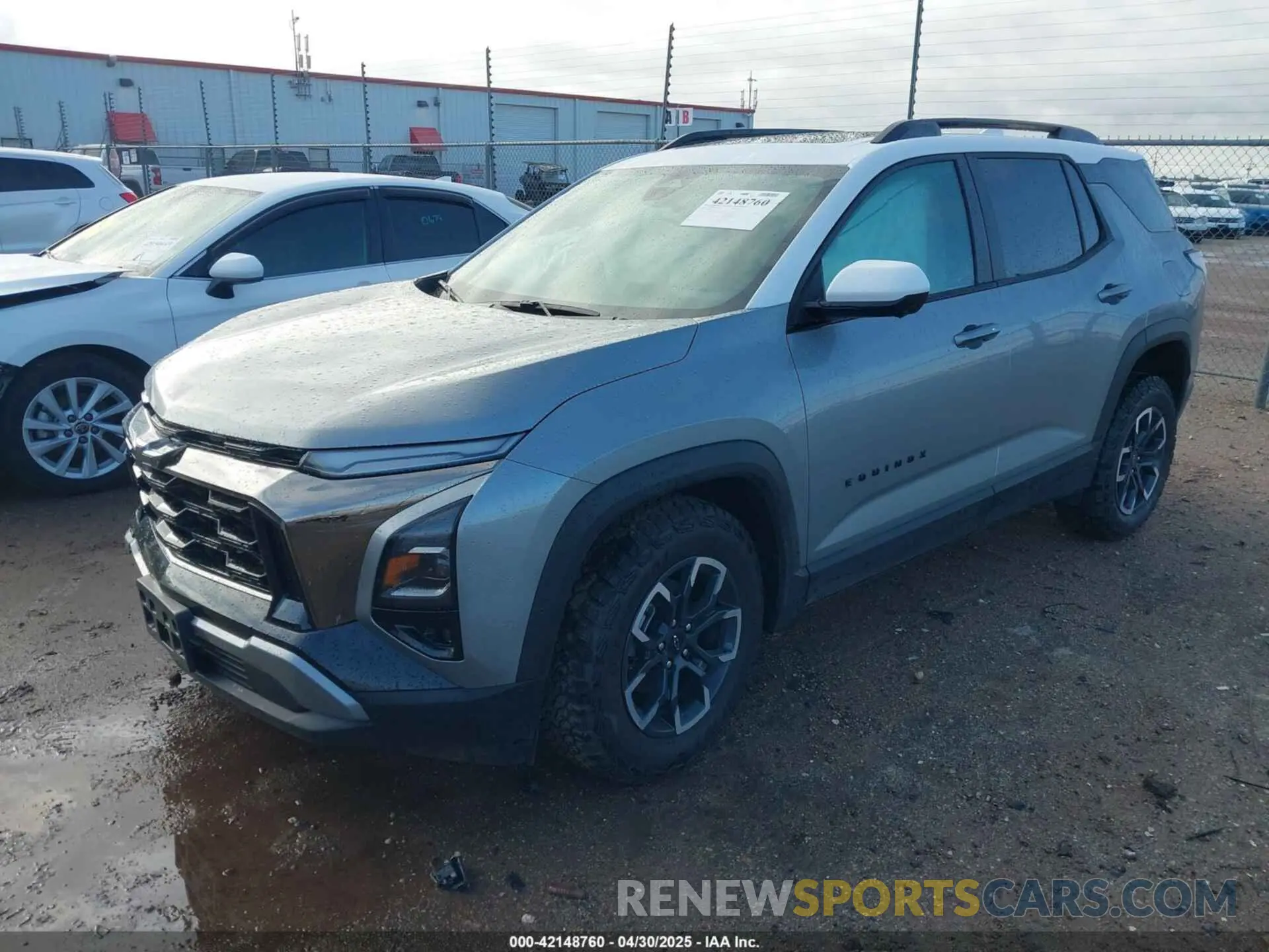 2 Фотография поврежденного автомобиля 3GNAXKEG0SL241331 CHEVROLET EQUINOX 2025