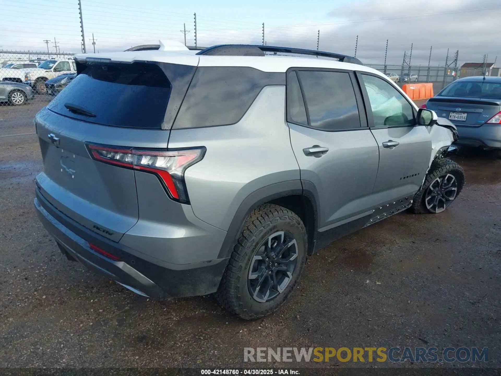 4 Фотография поврежденного автомобиля 3GNAXKEG0SL241331 CHEVROLET EQUINOX 2025