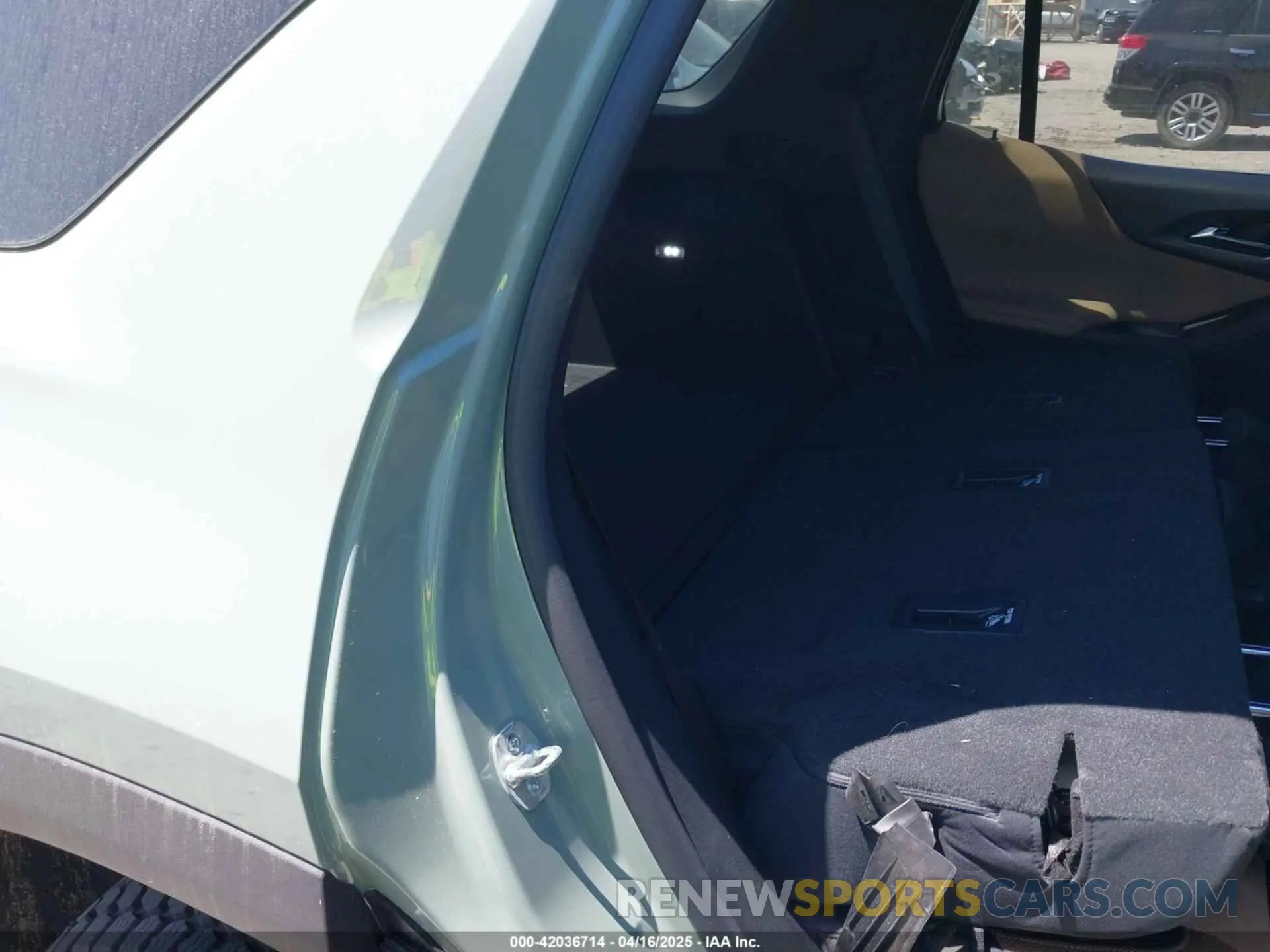 8 Фотография поврежденного автомобиля 3GNAXKEG7SL173965 CHEVROLET EQUINOX 2025